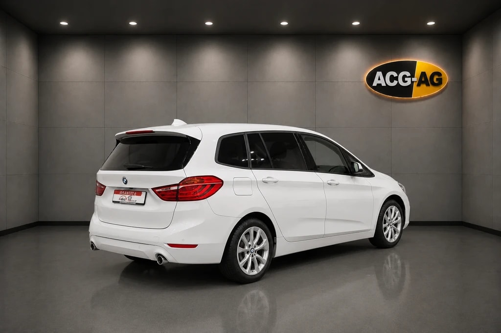 BMW 220d xDrive Gran Tourer Steptronic ** Teil-Leder ** Gr-Navi ** RF-Kamera ** Sitzheizung ** Head UP Disp ** Frisch Ab MFK **-image-5