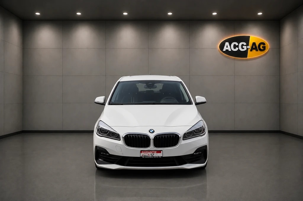 BMW 220d xDrive Gran Tourer Steptronic ** Teil-Leder ** Gr-Navi ** RF-Kamera ** Sitzheizung ** Head UP Disp ** Frisch Ab MFK **-image-1