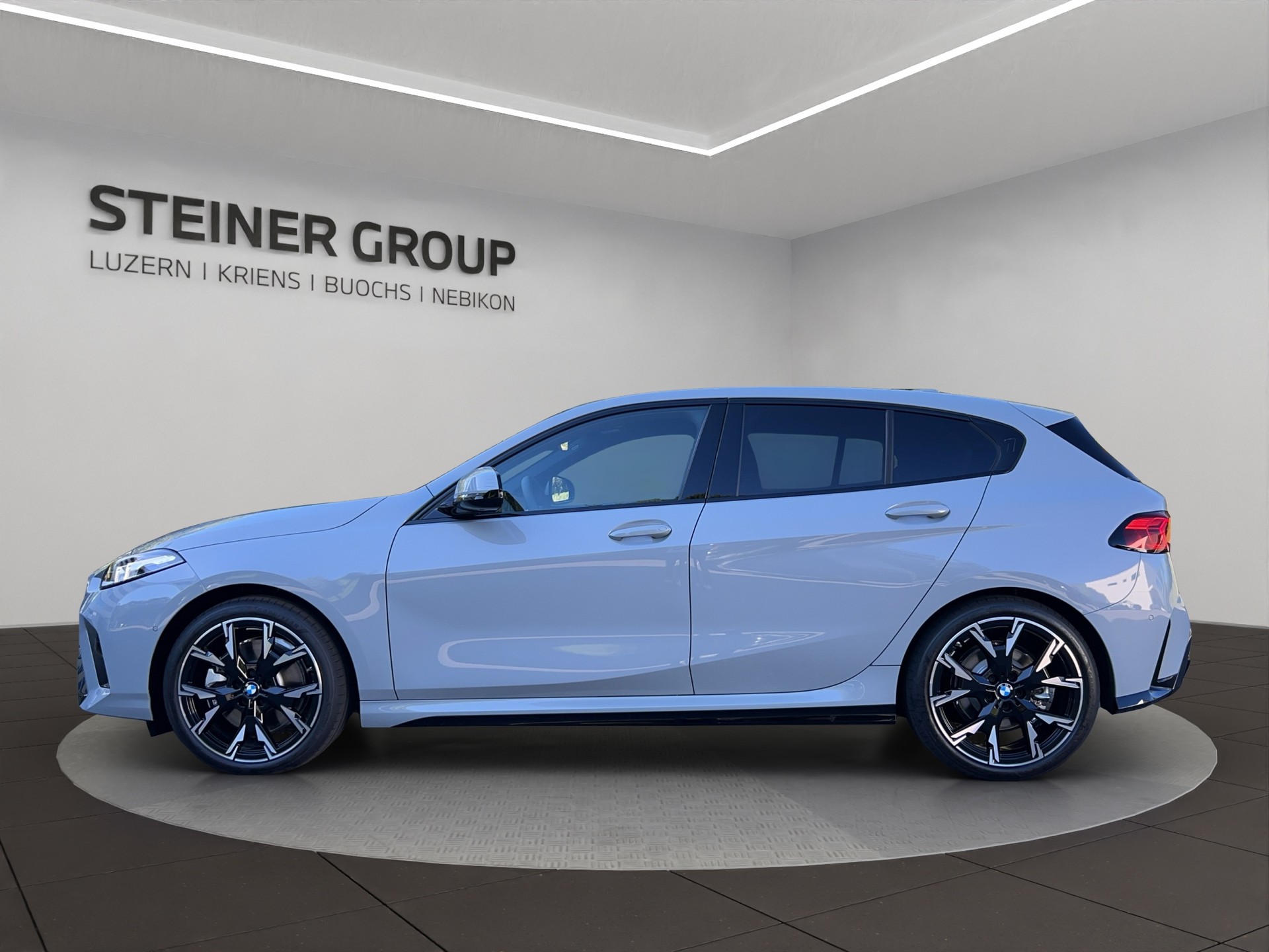 BMW 123 xDrive M Sport Steptronic-image-7