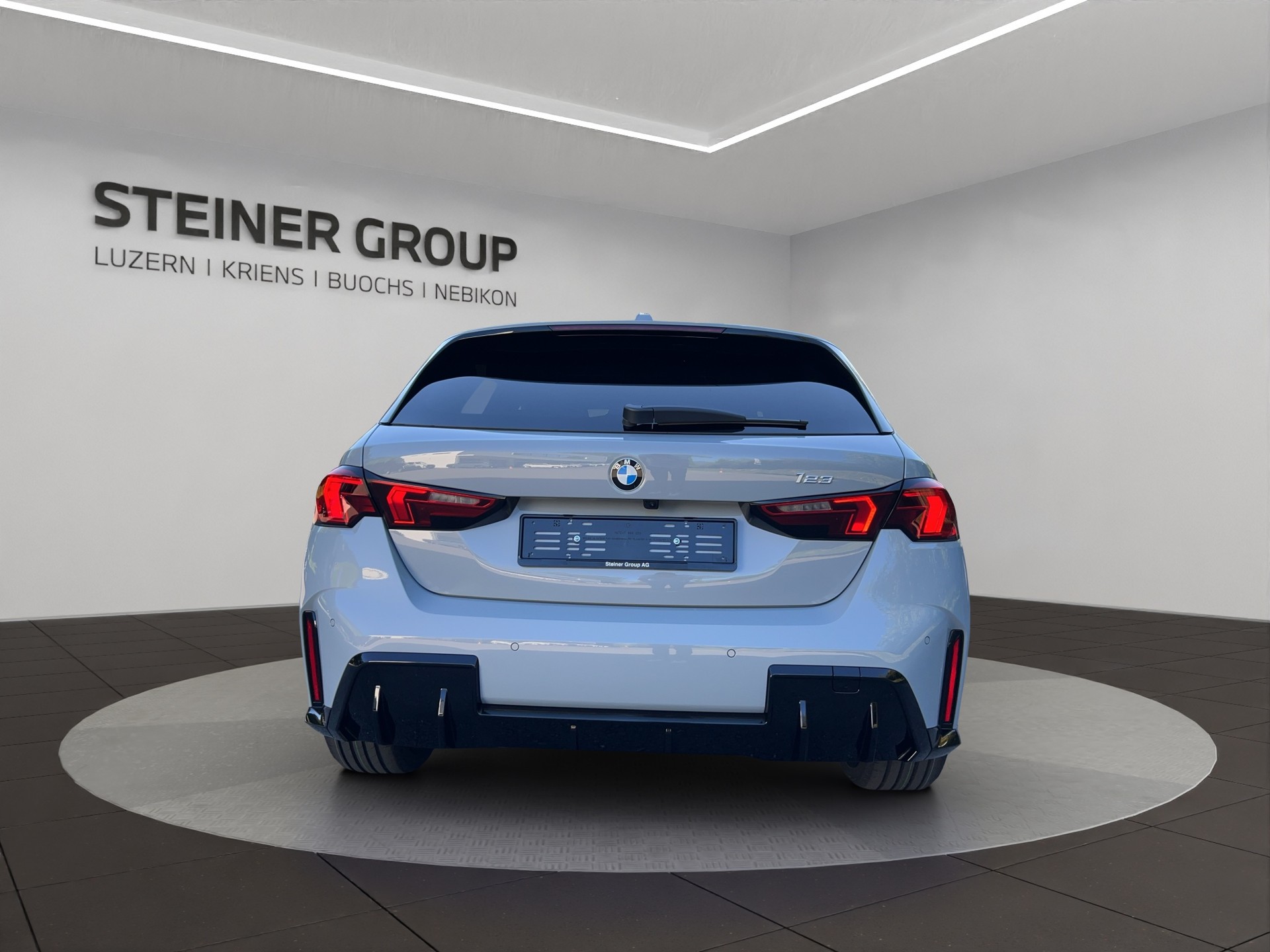 BMW 123 xDrive M Sport Steptronic-image-5