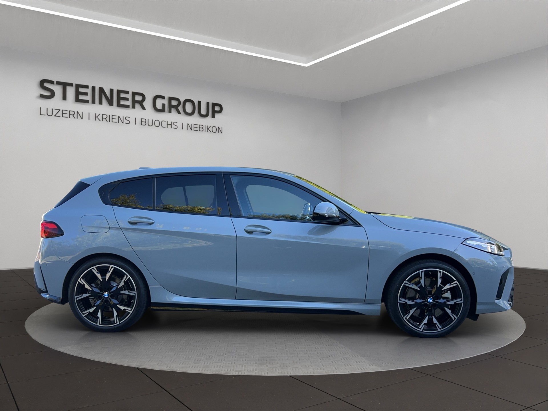 BMW 123 xDrive M Sport Steptronic-image-3
