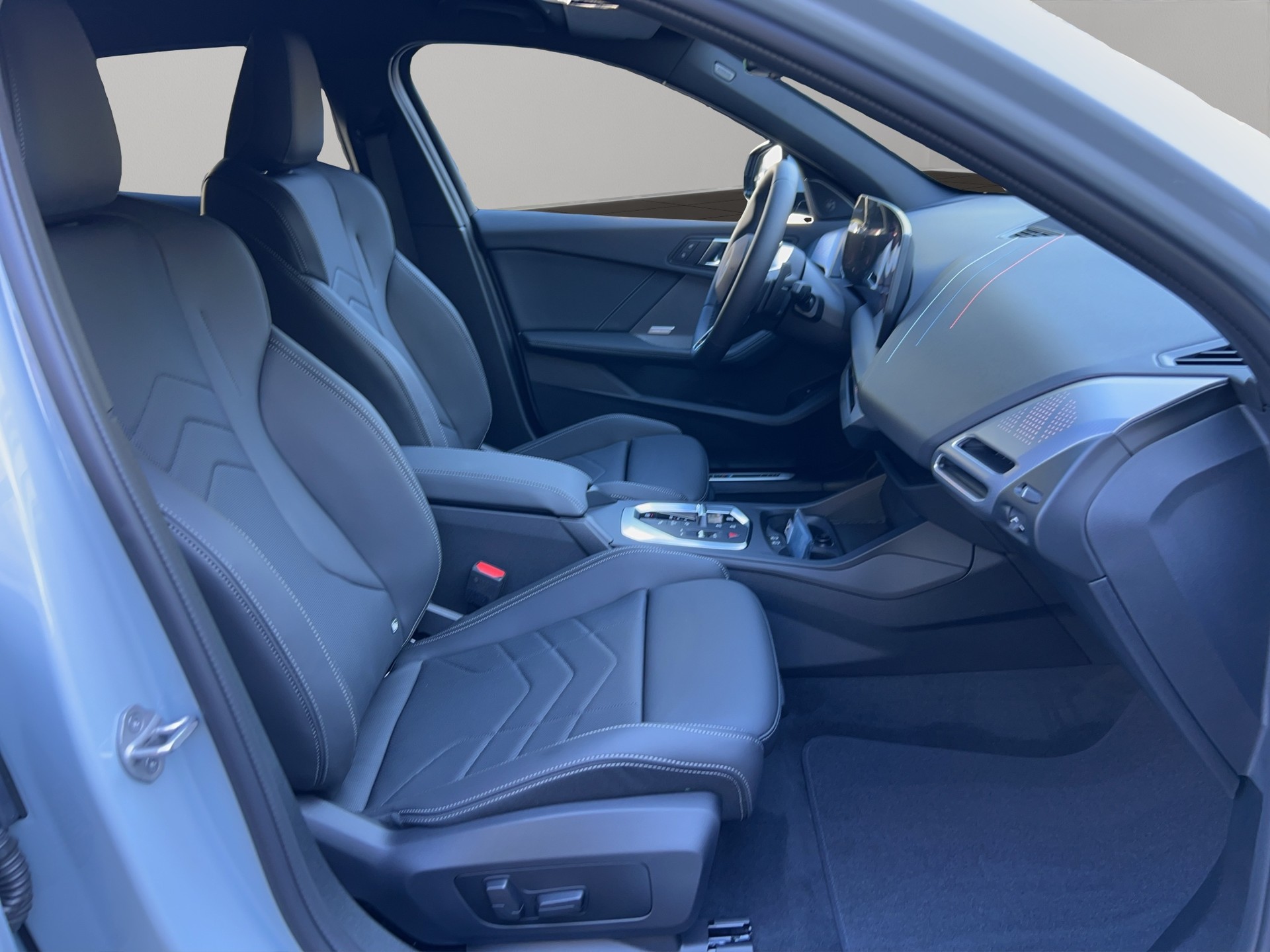 BMW 123 xDrive M Sport Steptronic-image-18