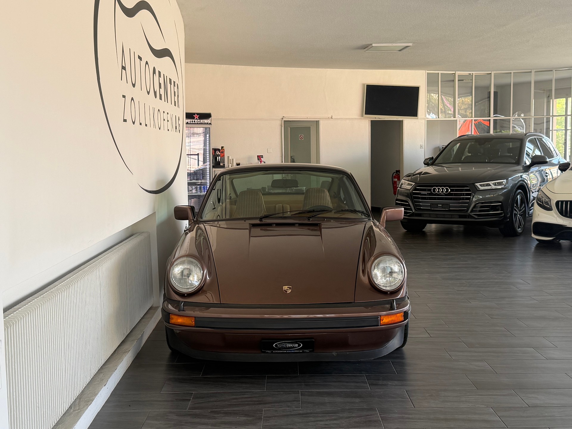PORSCHE 911 Carrera 3.0-image-1