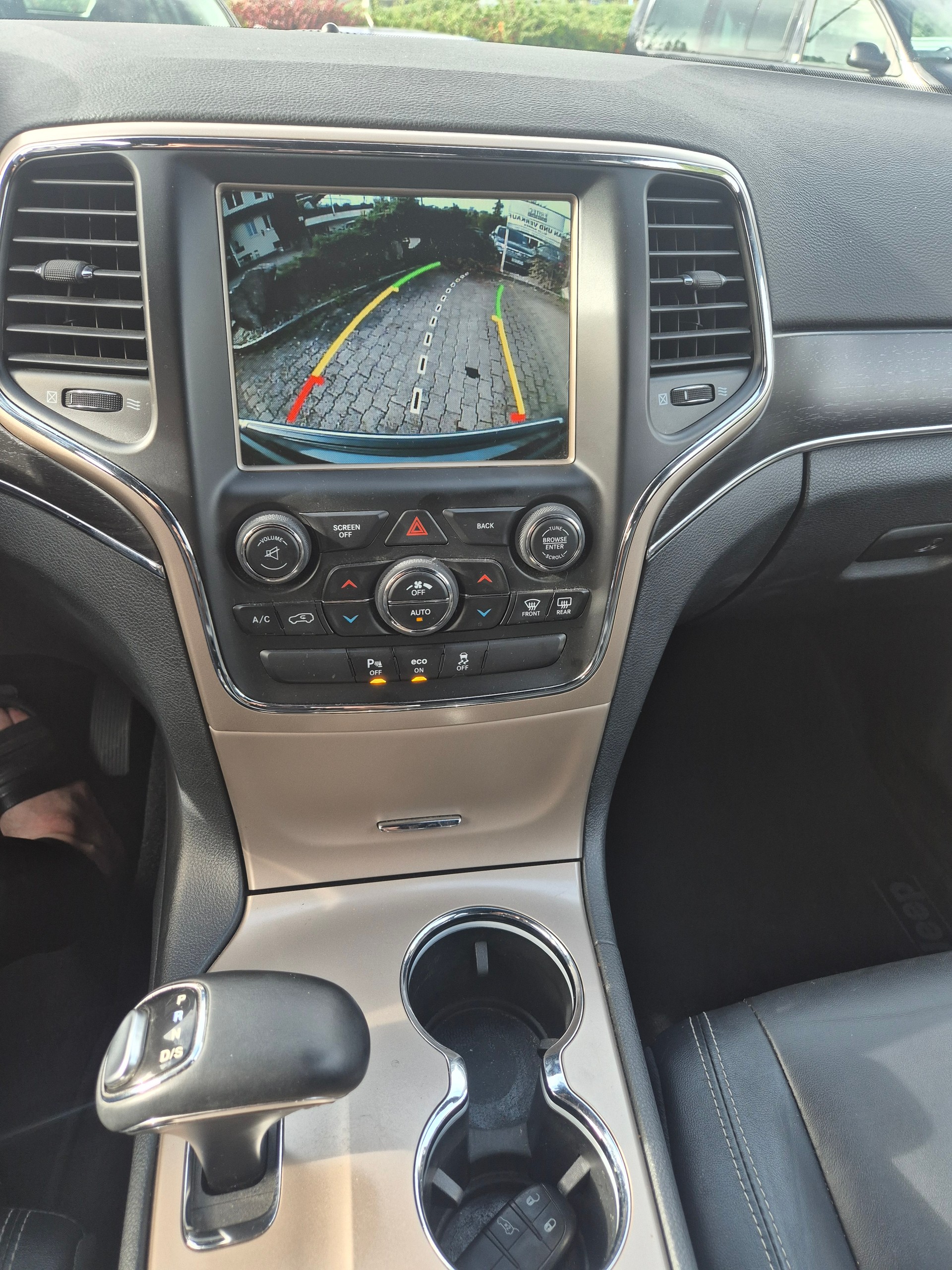 JEEP Grand Cherokee 3.0 CRD Limited Automatic-image-6