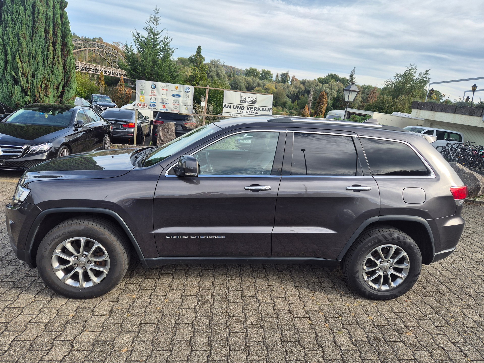 JEEP Grand Cherokee 3.0 CRD Limited Automatic-image-1