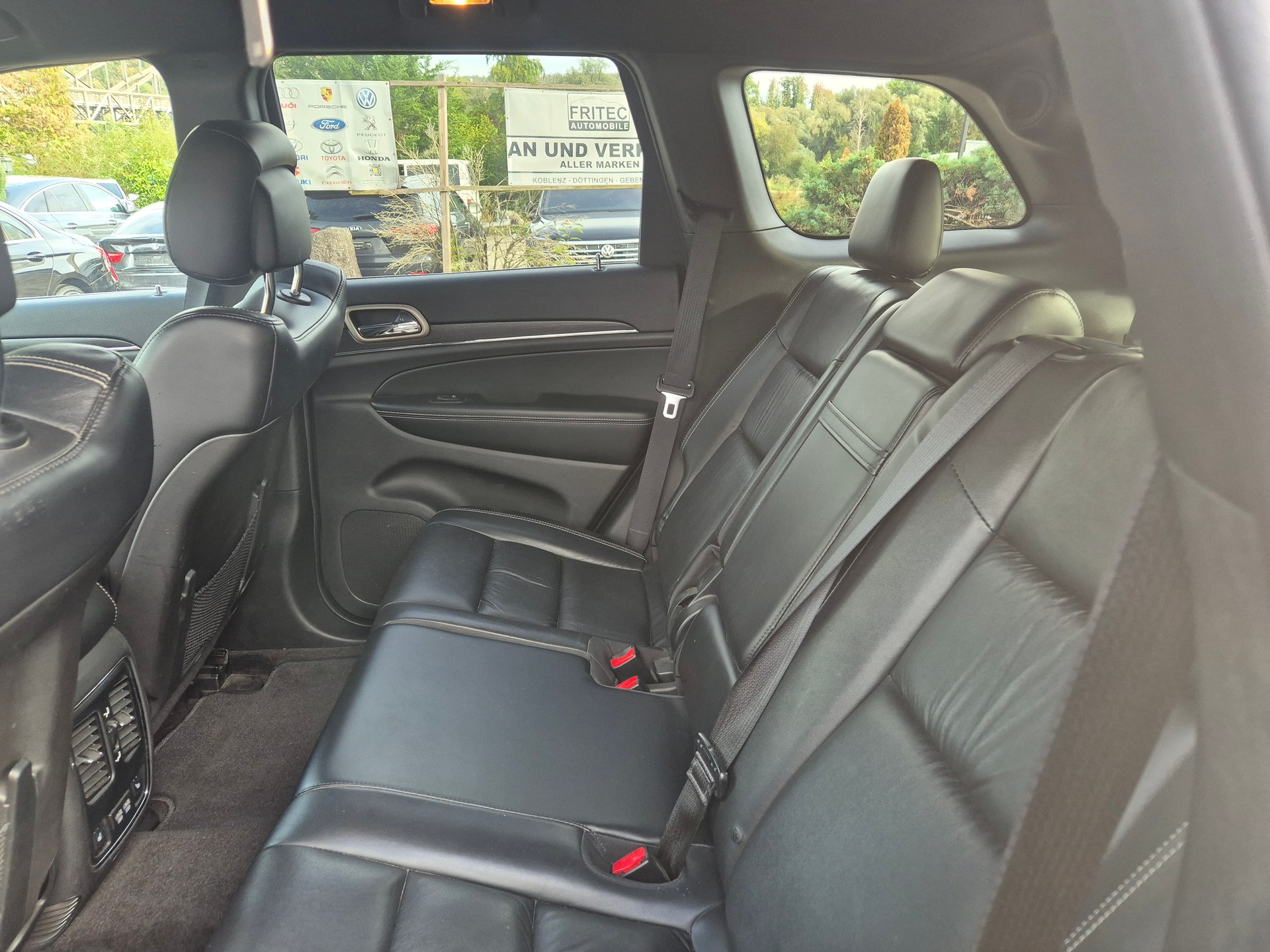 JEEP Grand Cherokee 3.0 CRD Limited Automatic-image-7