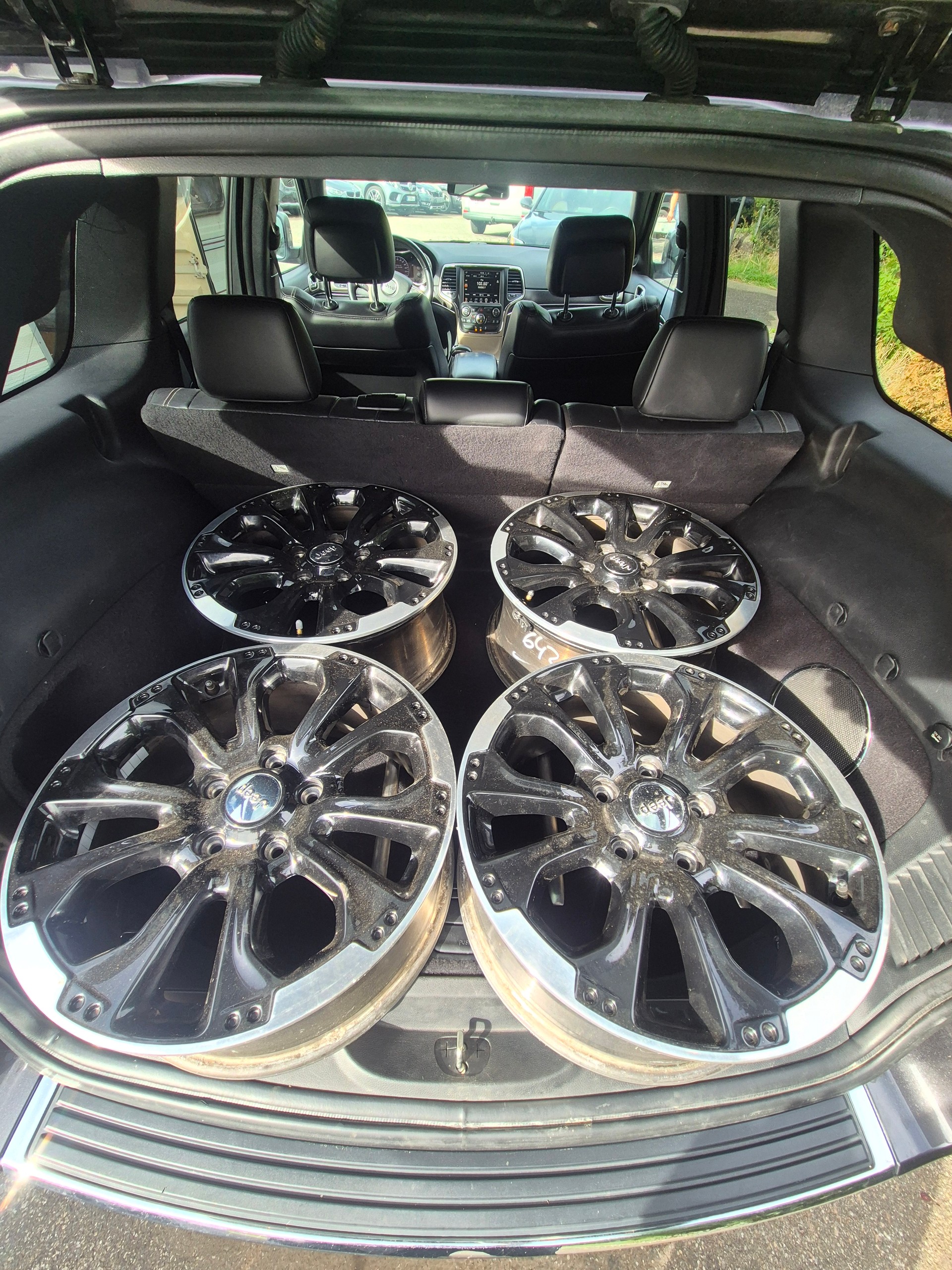 JEEP Grand Cherokee 3.0 CRD Limited Automatic-image-10