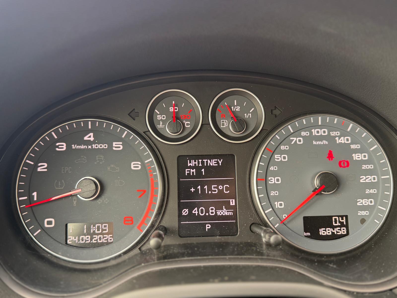 AUDI A3 2.0 FSI Ambiente-image-9
