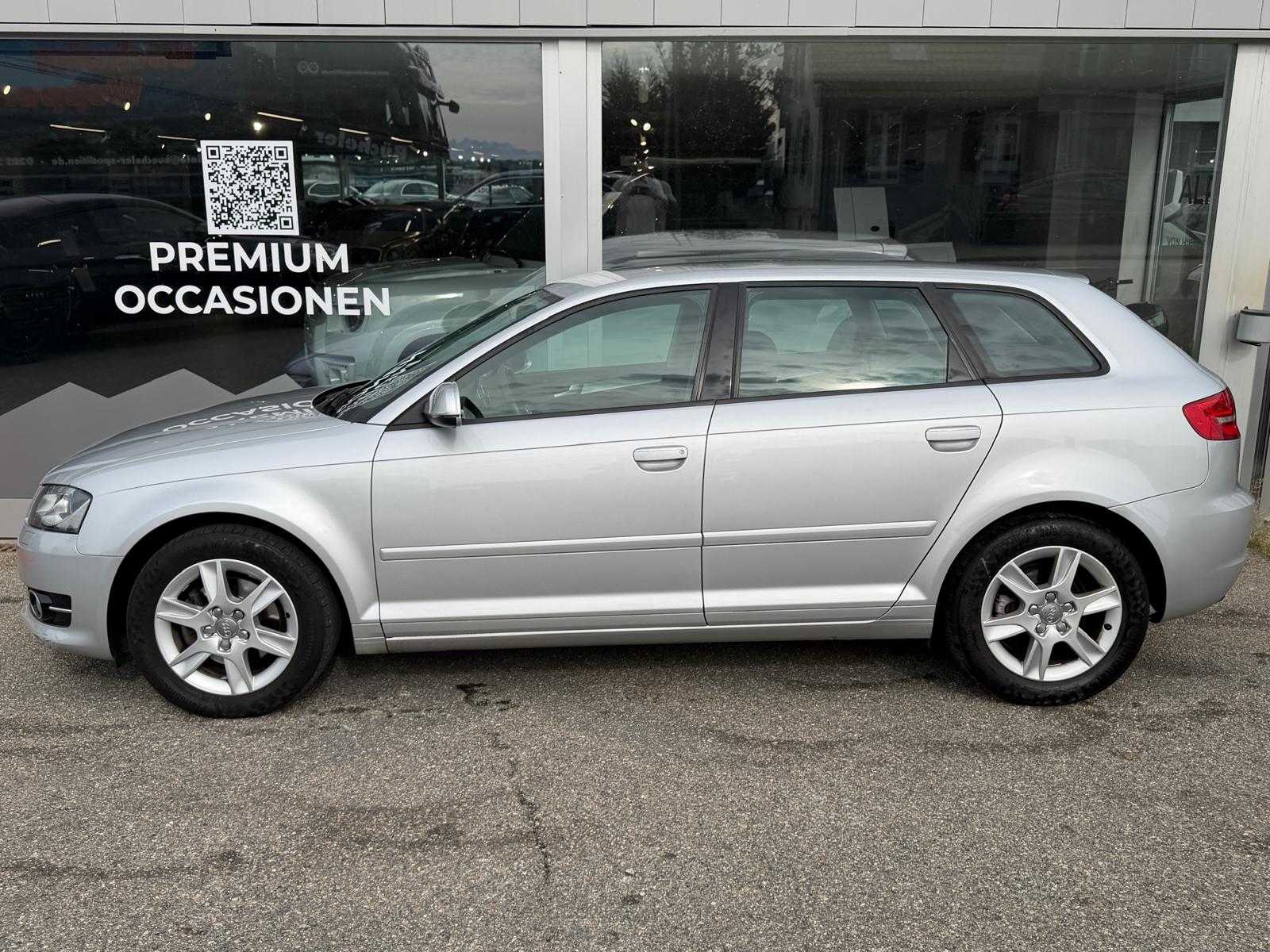 AUDI A3 2.0 FSI Ambiente-image-2