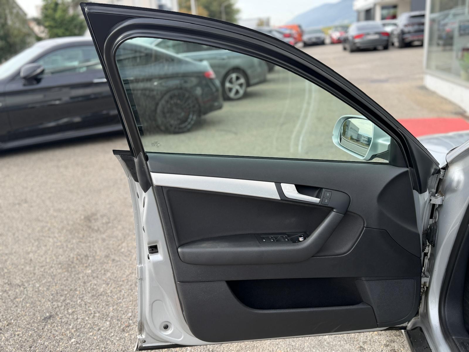 AUDI A3 2.0 FSI Ambiente-image-7