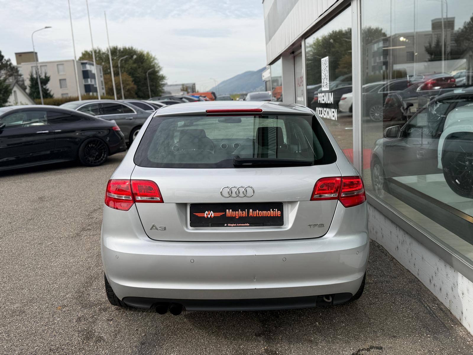 AUDI A3 2.0 FSI Ambiente-image-3