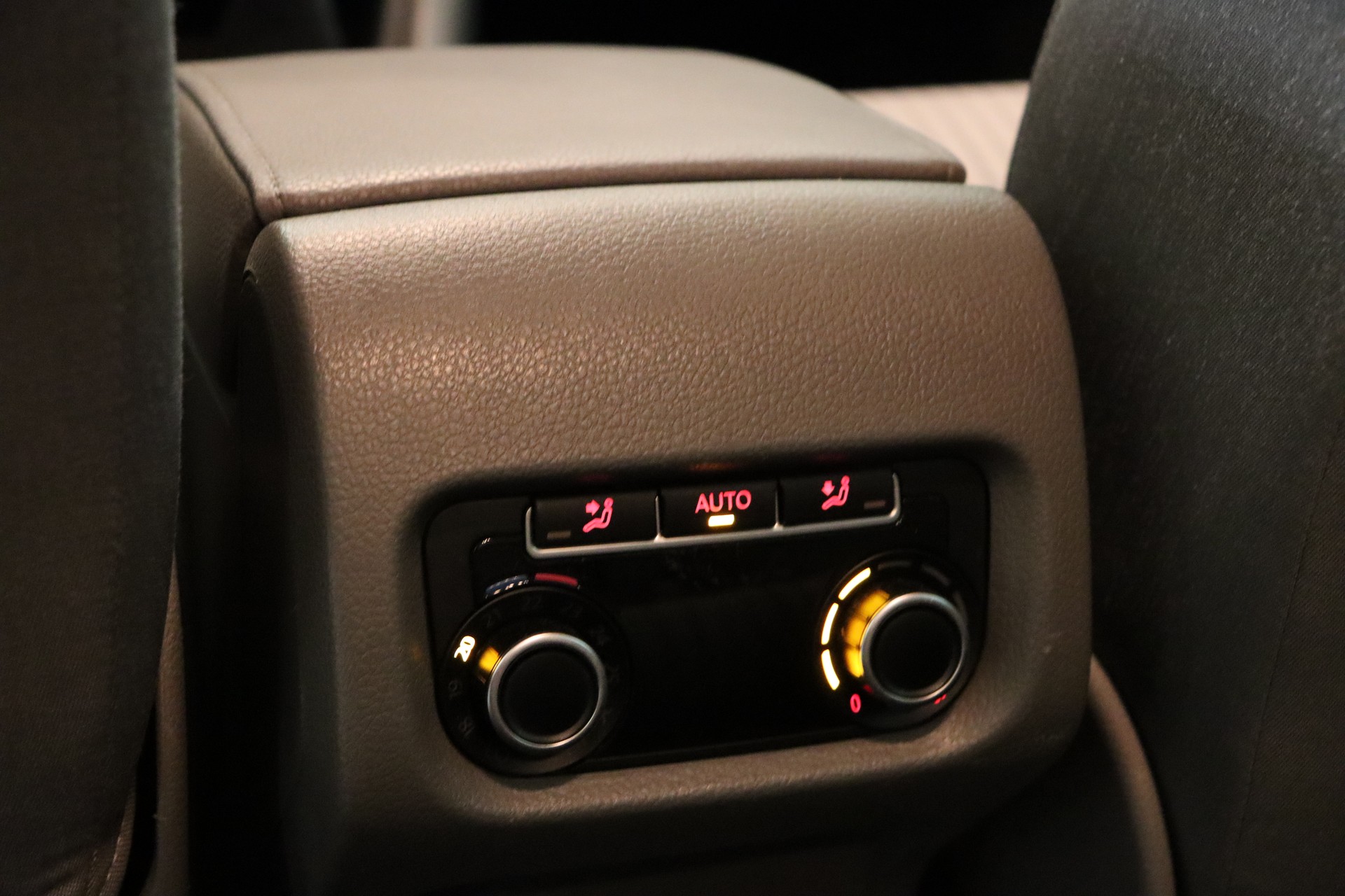 SEAT Alhambra 1.4 TSI Reference Intro Eco-image-18