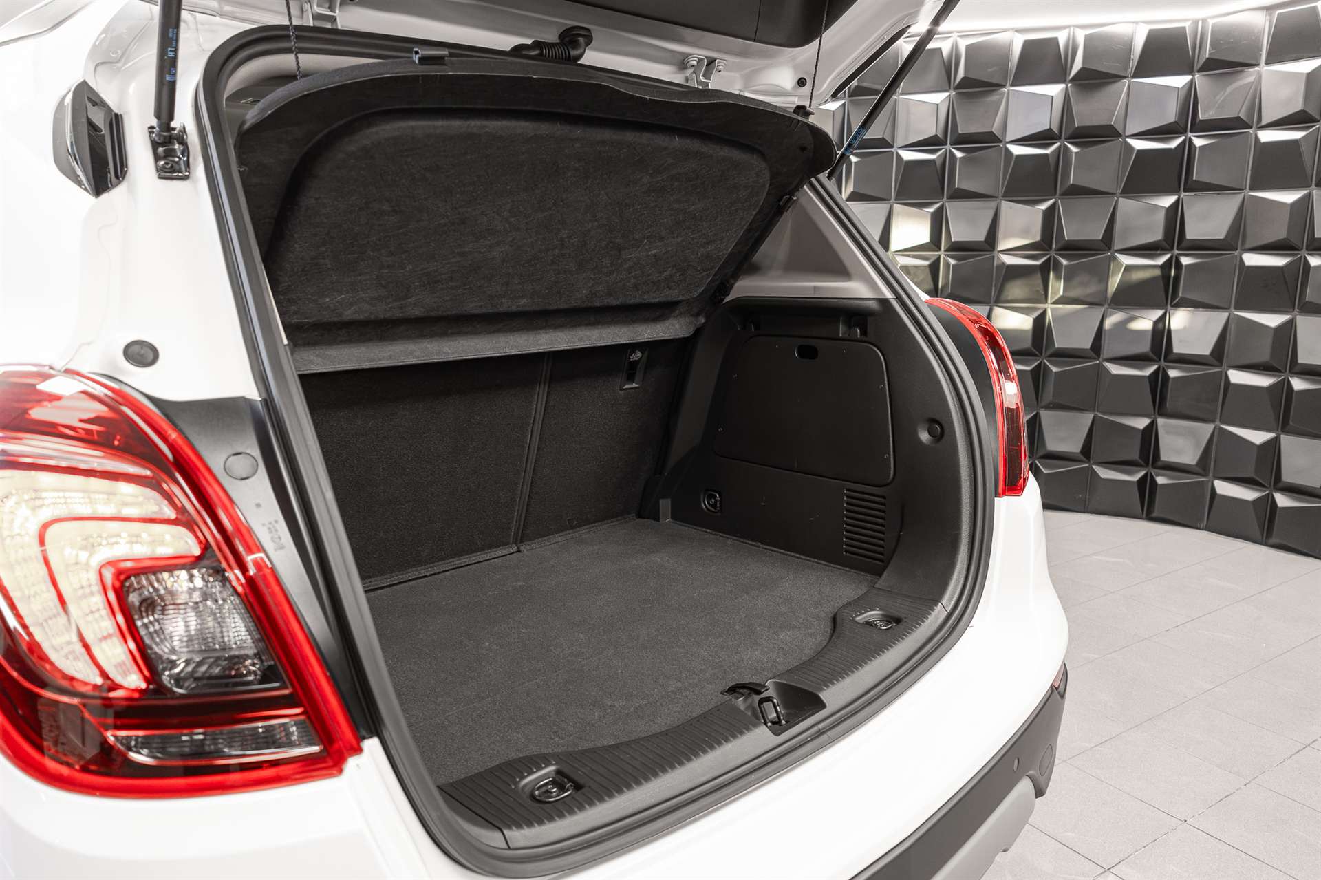 OPEL Mokka X 1.4i 16V Turbo Excellence 4WD Automatik-image-24