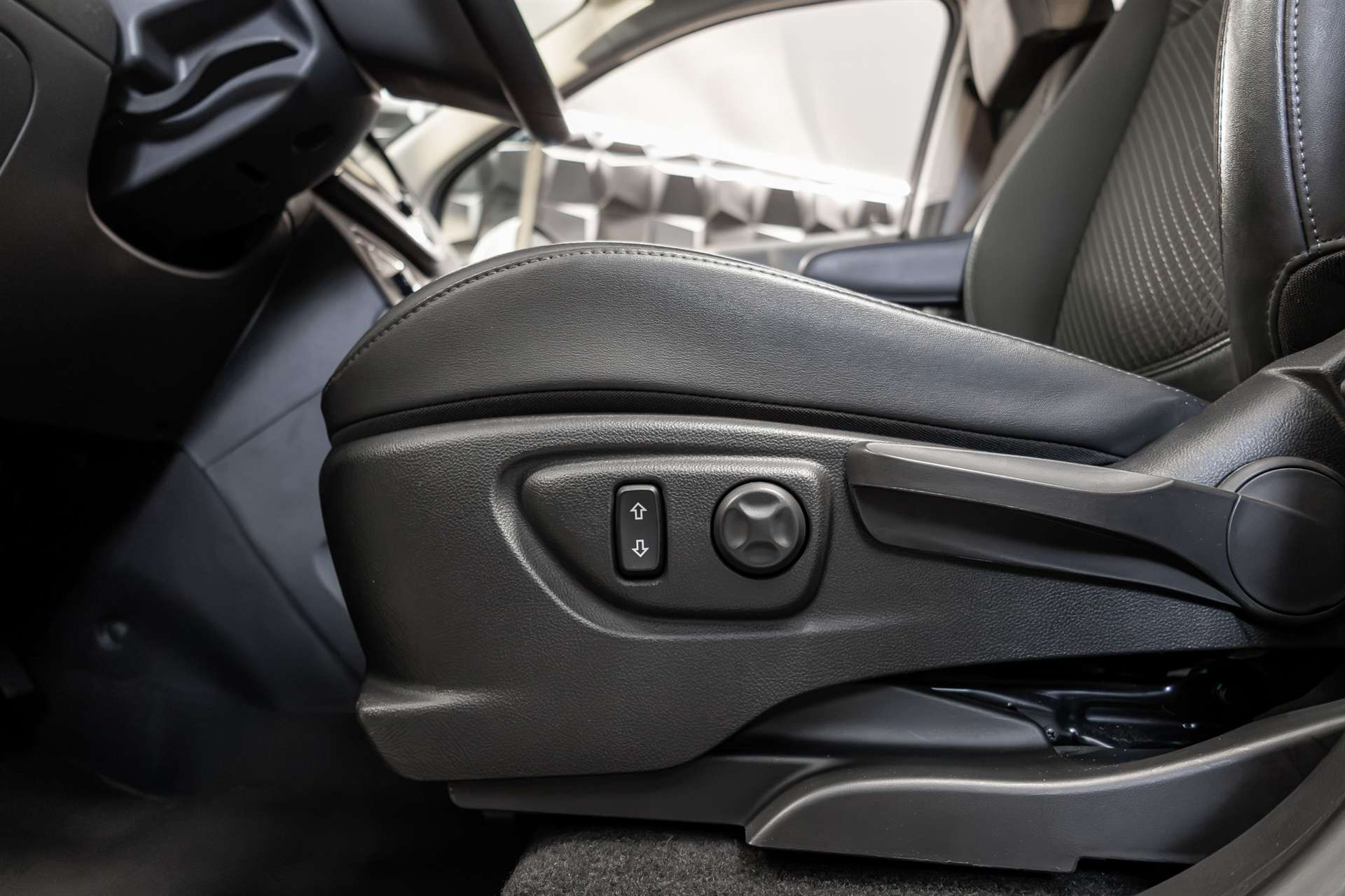OPEL Mokka X 1.4i 16V Turbo Excellence 4WD Automatik-image-10