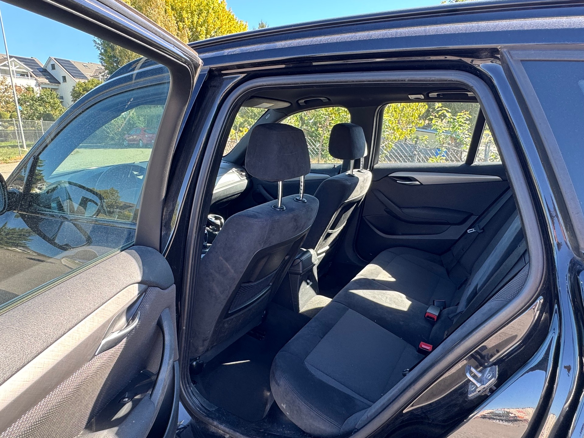 BMW X1 xDrive 28i Steptronic-image-9