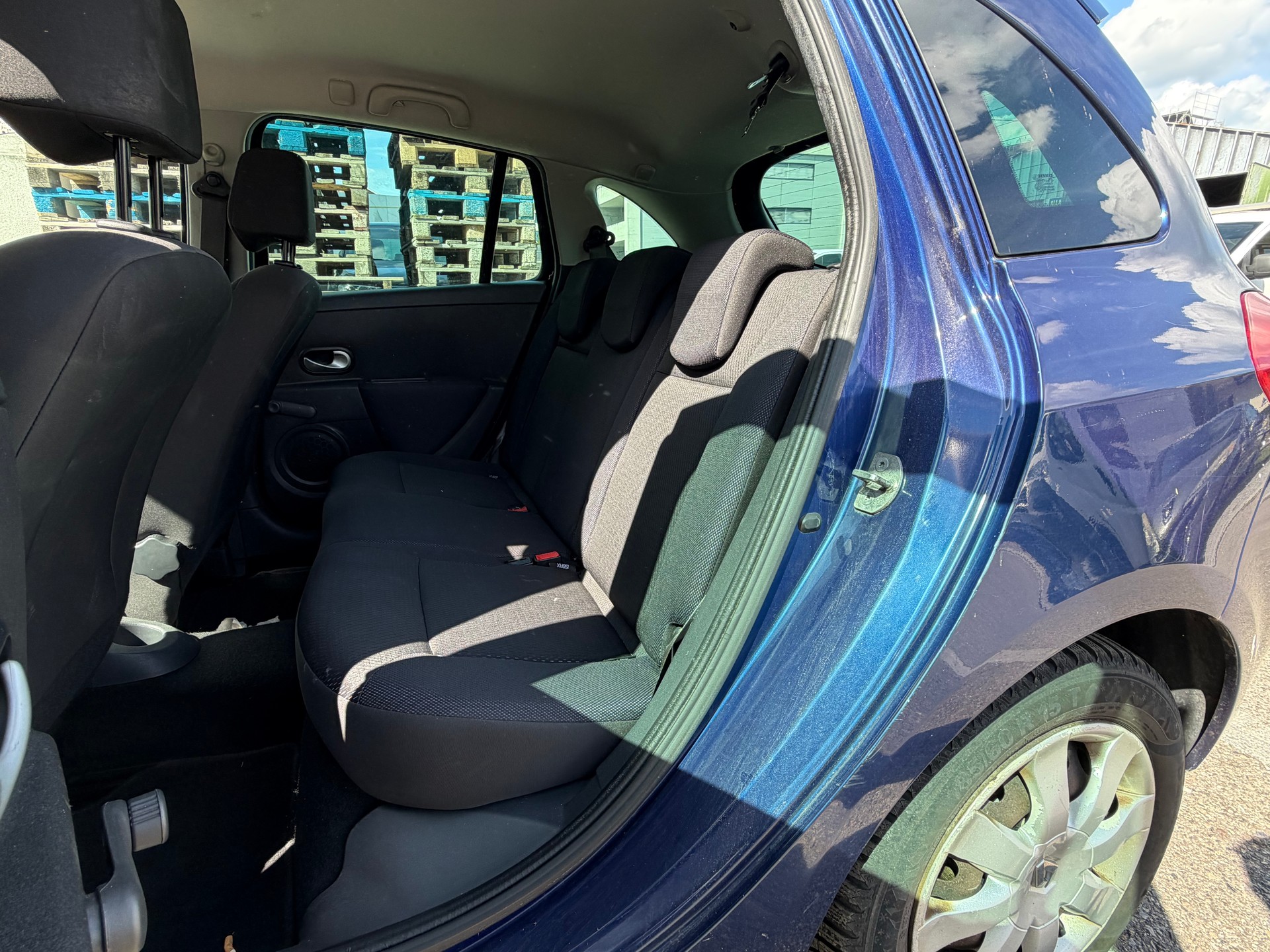 RENAULT Clio Grandtour 1.2 16V Turbo Dynamique-image-8