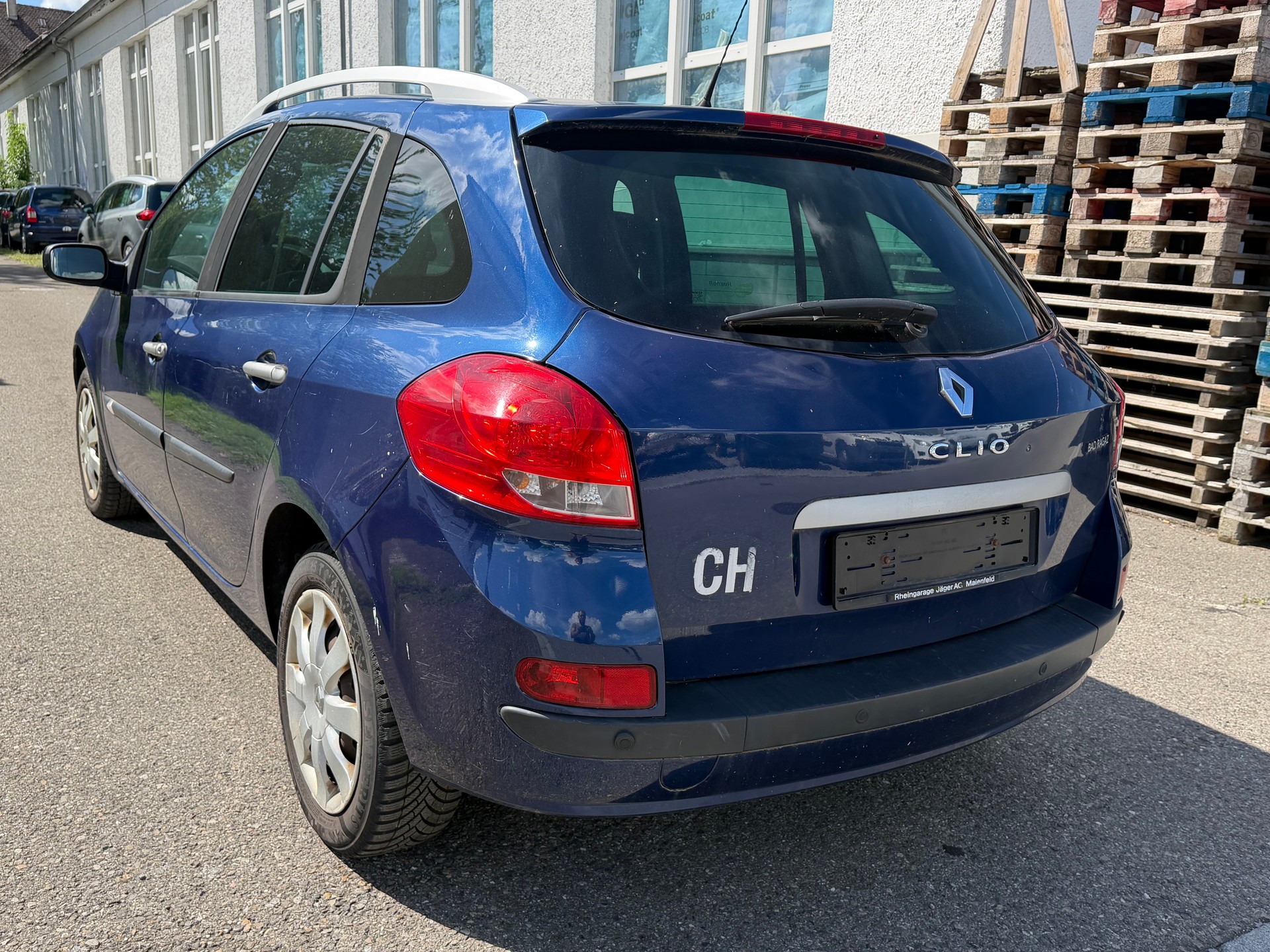 RENAULT Clio Grandtour 1.2 16V Turbo Dynamique-image-5