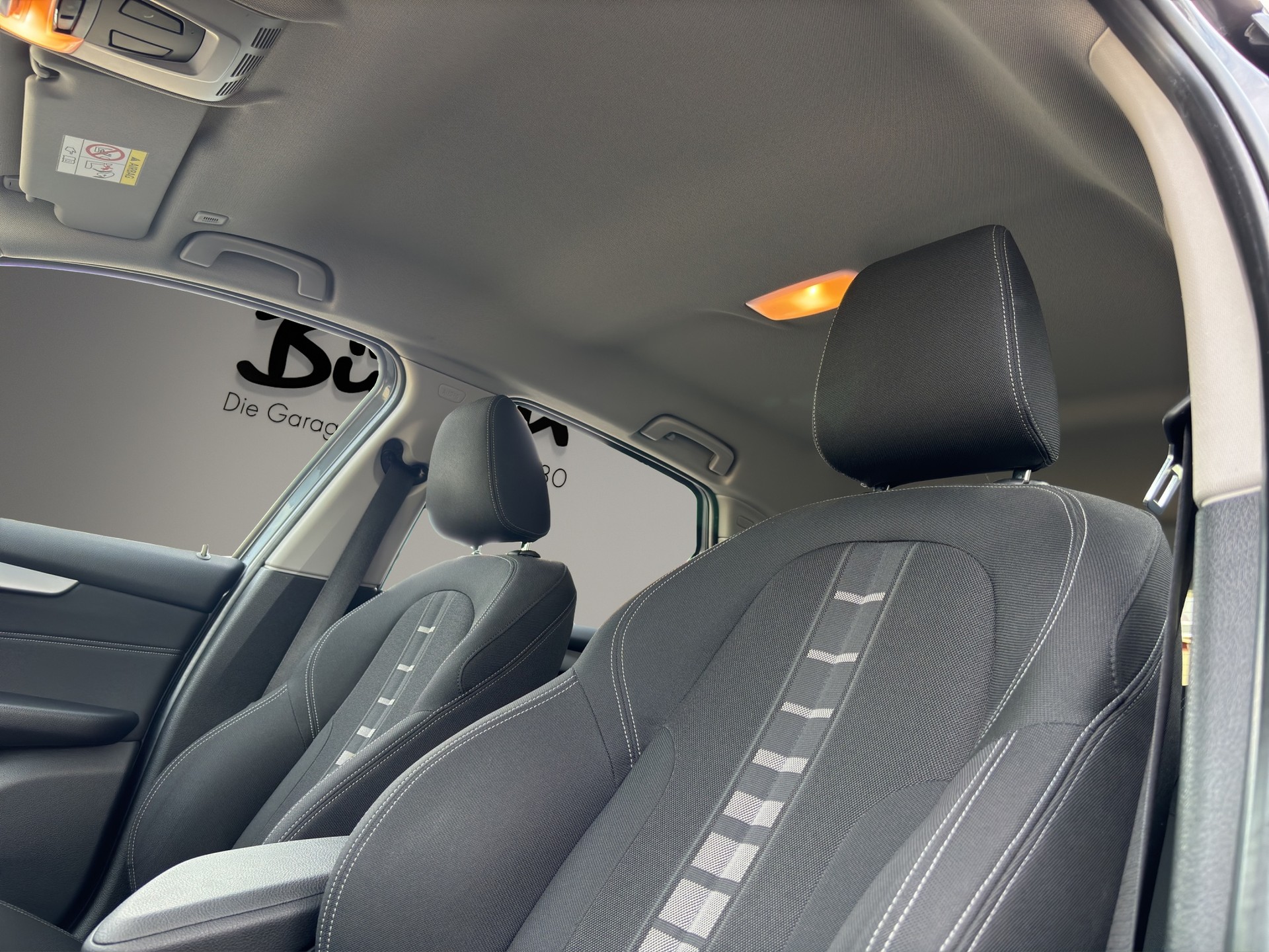 BMW 218d xDrive Active Tourer Steptronic-image-20