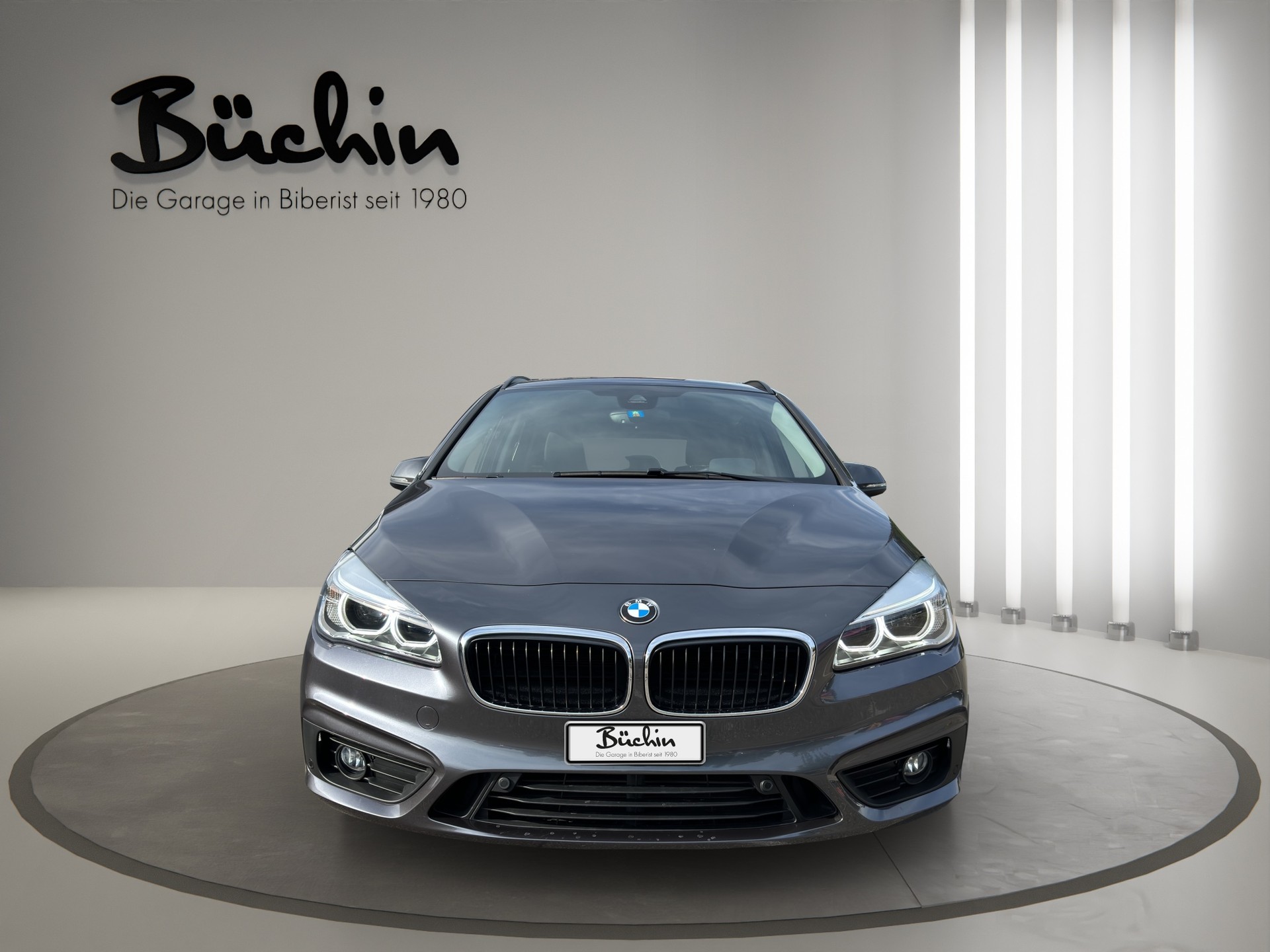 BMW 218d xDrive Active Tourer Steptronic-image-1