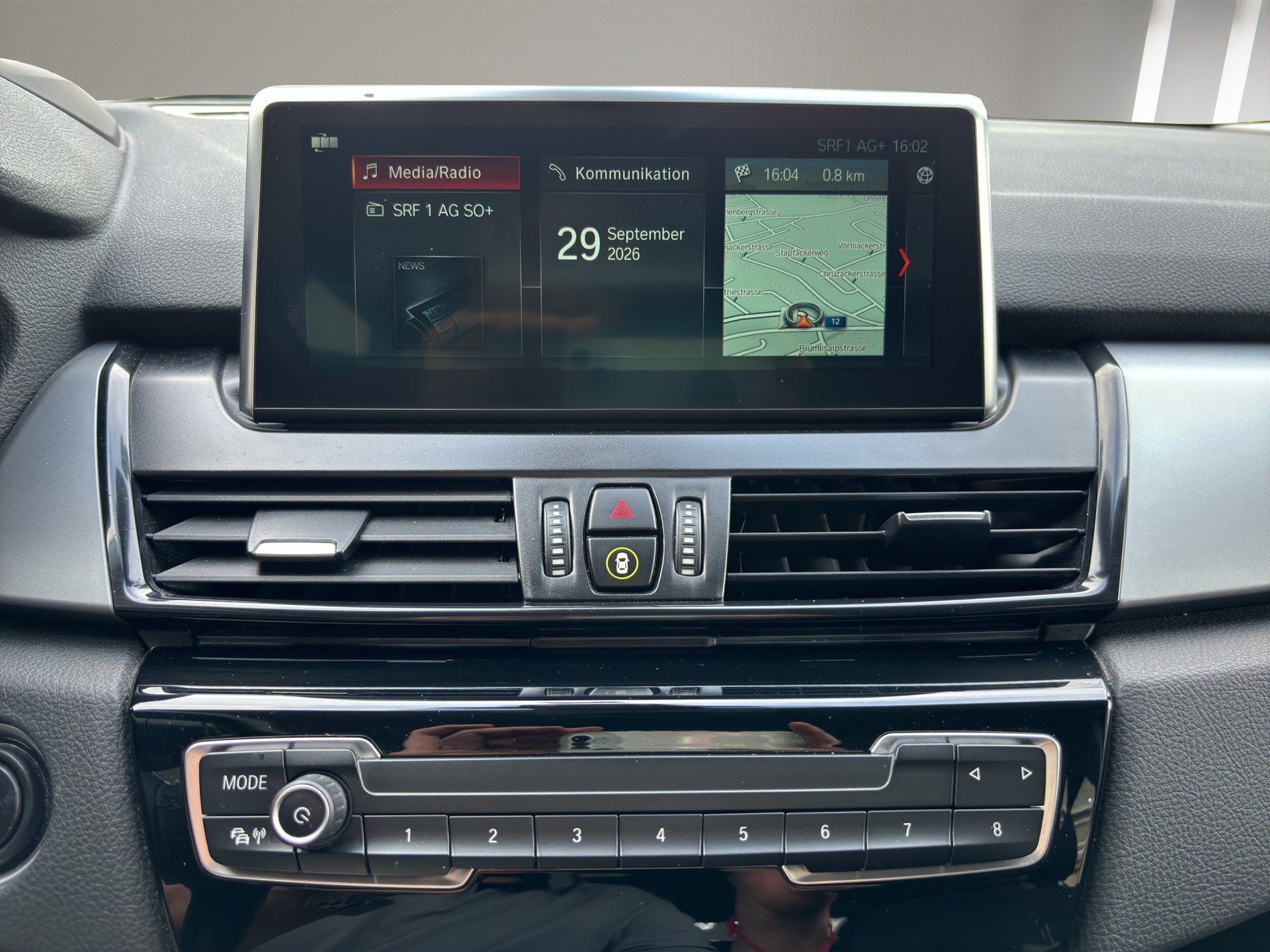 BMW 218d xDrive Active Tourer Steptronic-image-23
