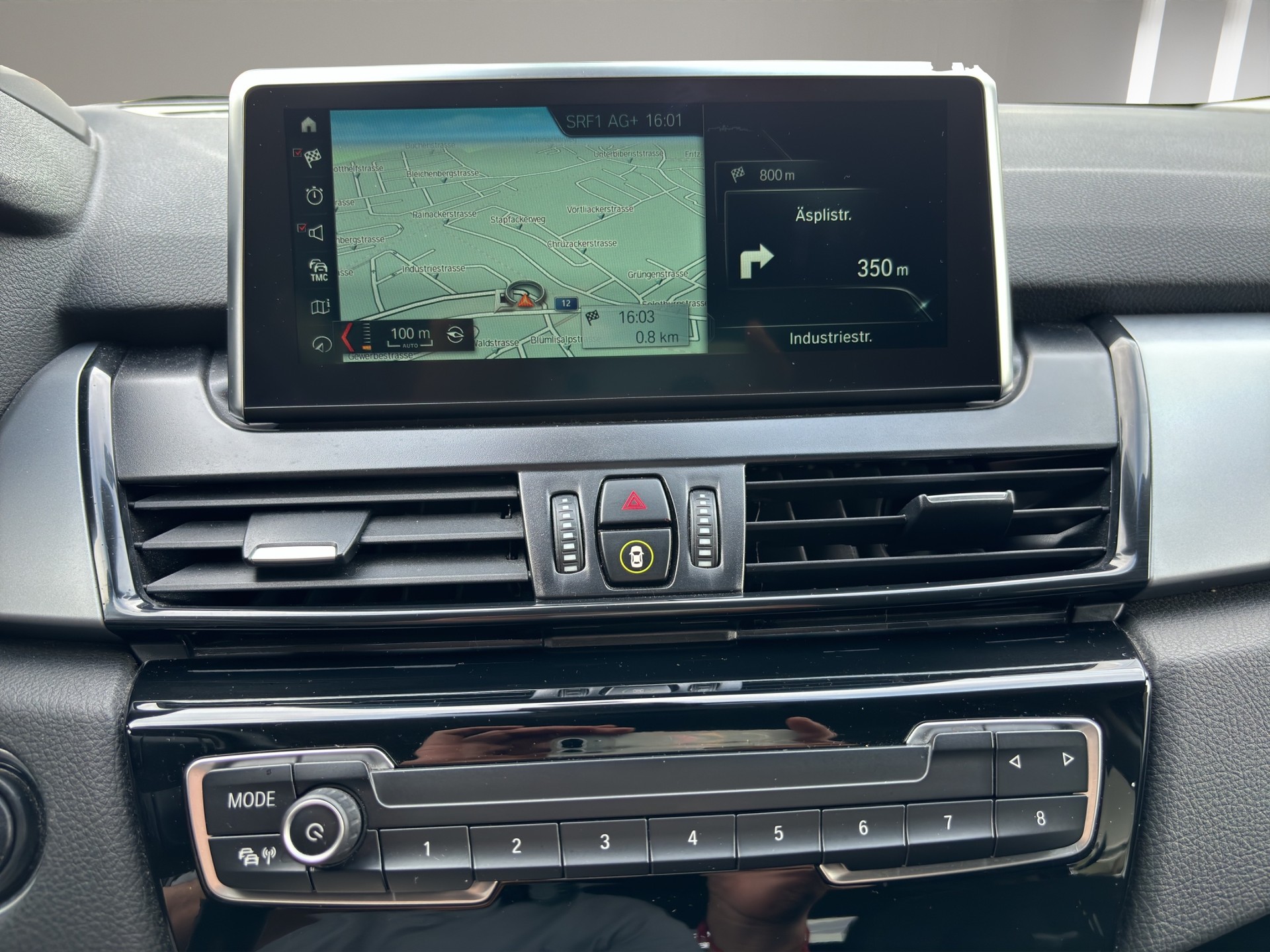 BMW 218d xDrive Active Tourer Steptronic-image-21