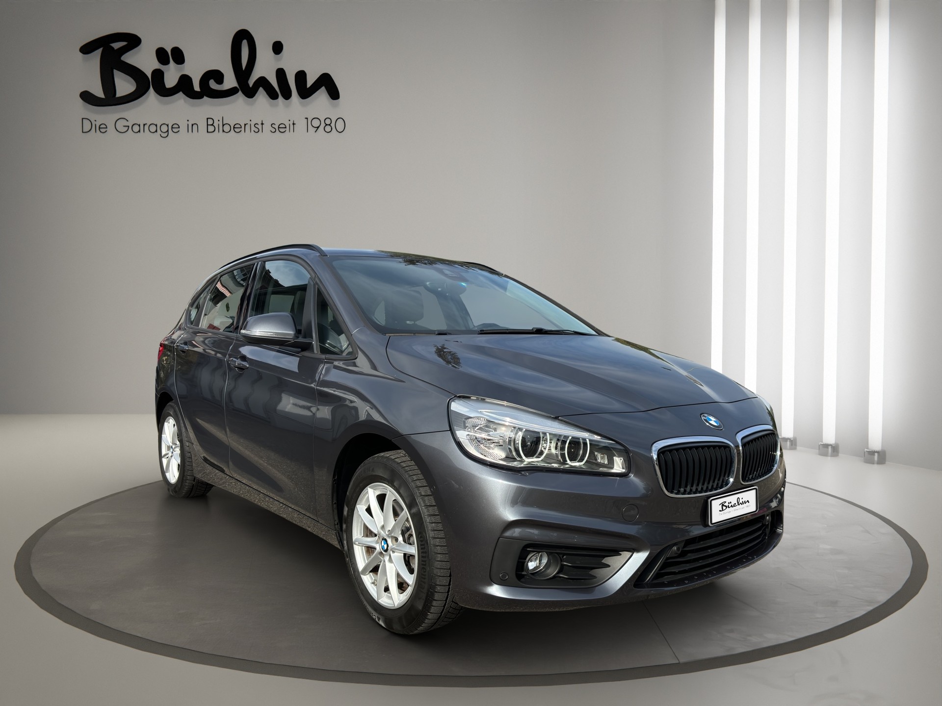 BMW 218d xDrive Active Tourer Steptronic-image-0