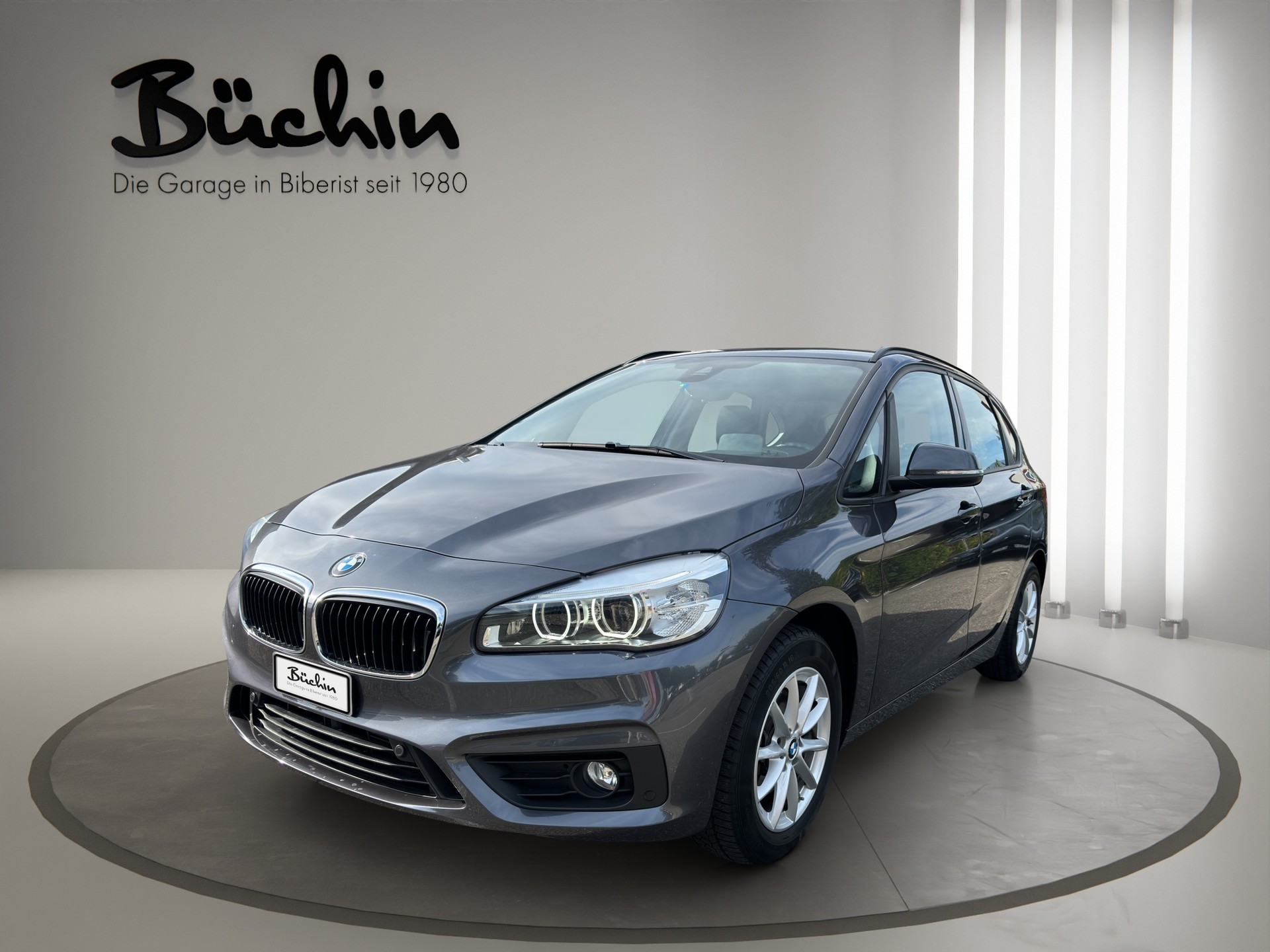 BMW 218d xDrive Active Tourer Steptronic-image-2