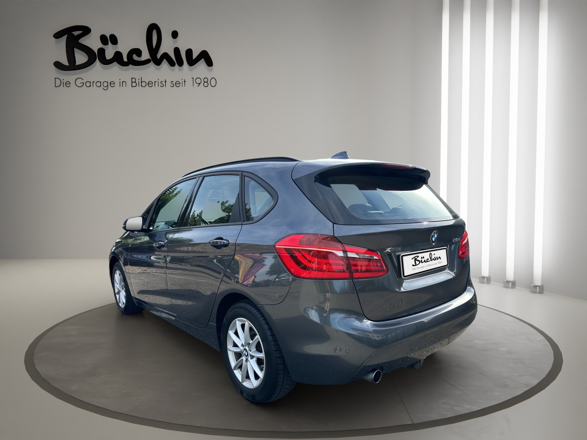 BMW 218d xDrive Active Tourer Steptronic-image-4