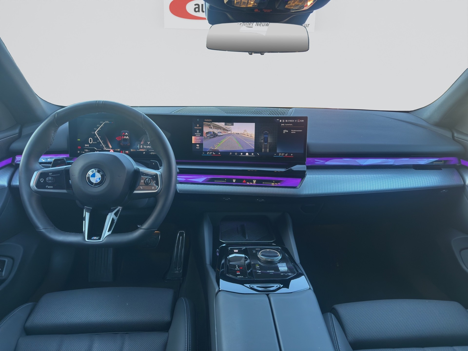 BMW 520i sDrive 48V Touring M Sport Steptronic-image-15