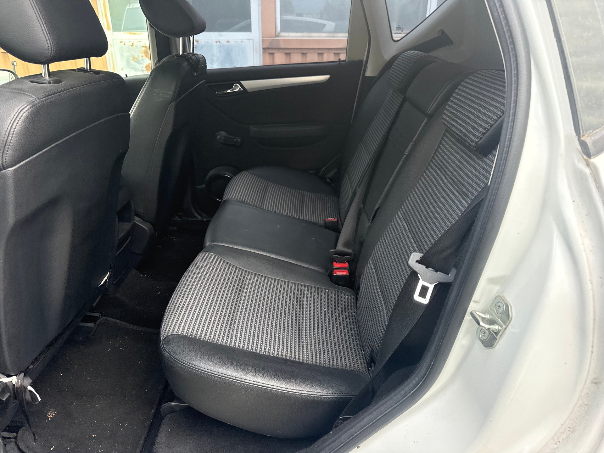 MERCEDES-BENZ A 180 CDI Classic-image-6
