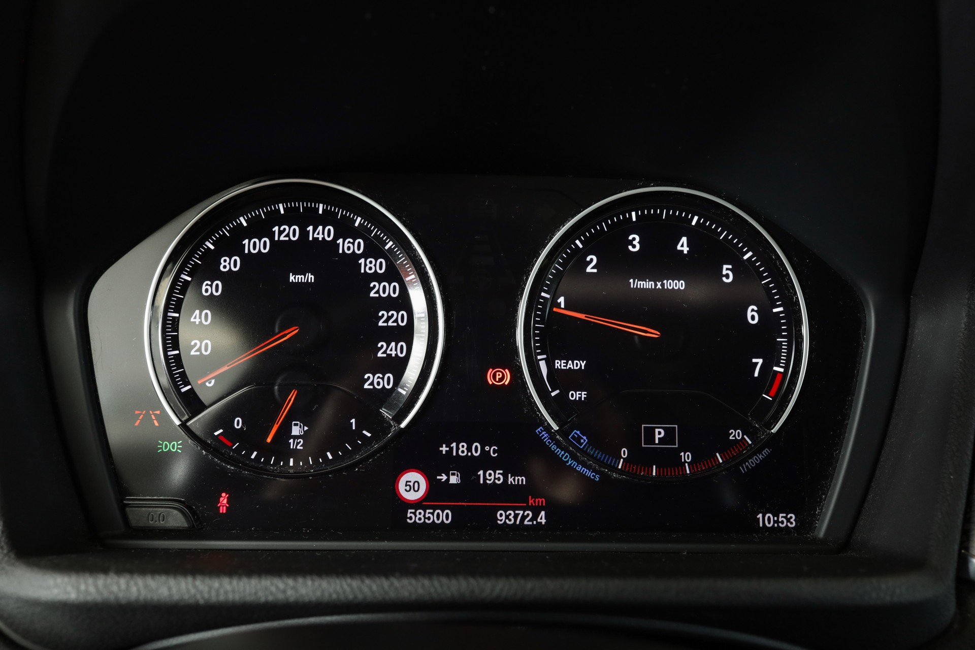 BMW X2 sDrive 20i M Sport Steptronic DSK • Mineralgrau • Toit panoramique • Head-Up • Harman Kardon-image-22