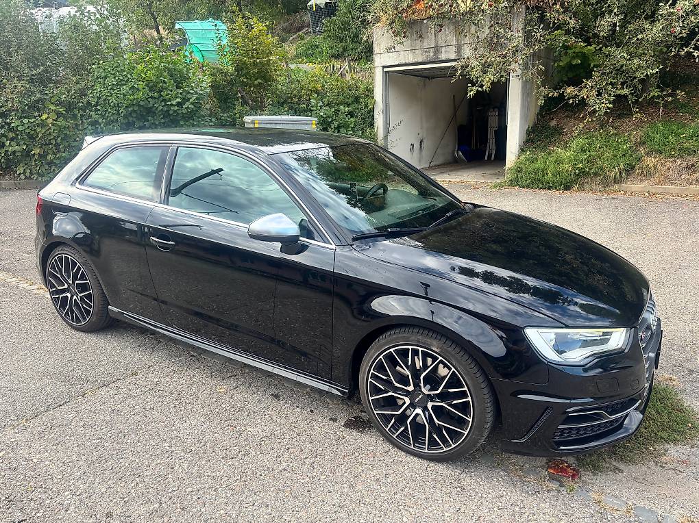 AUDI S3 2.0 TFSI quattro S-tronic-image-0
