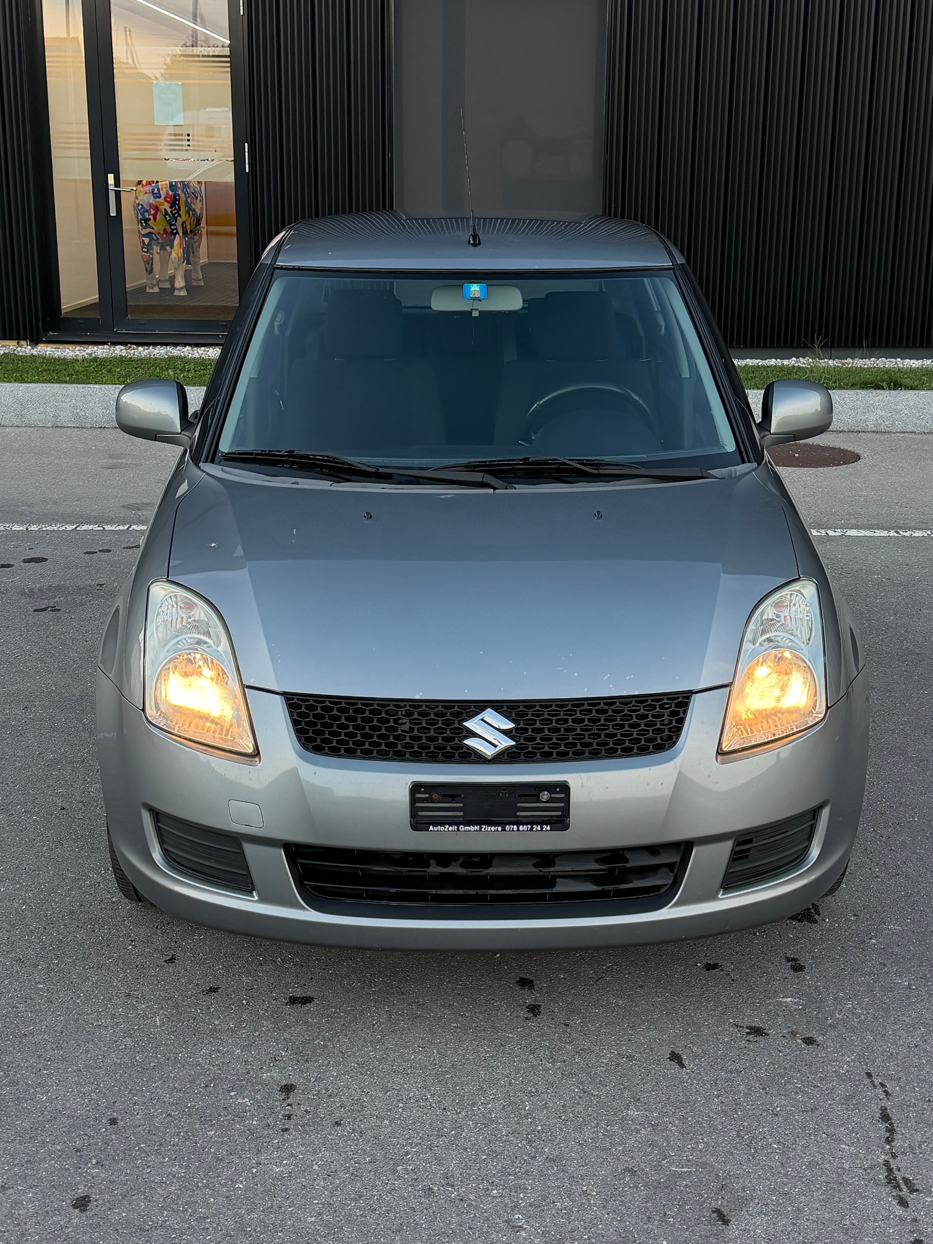 SUZUKI SWIFT-image-1