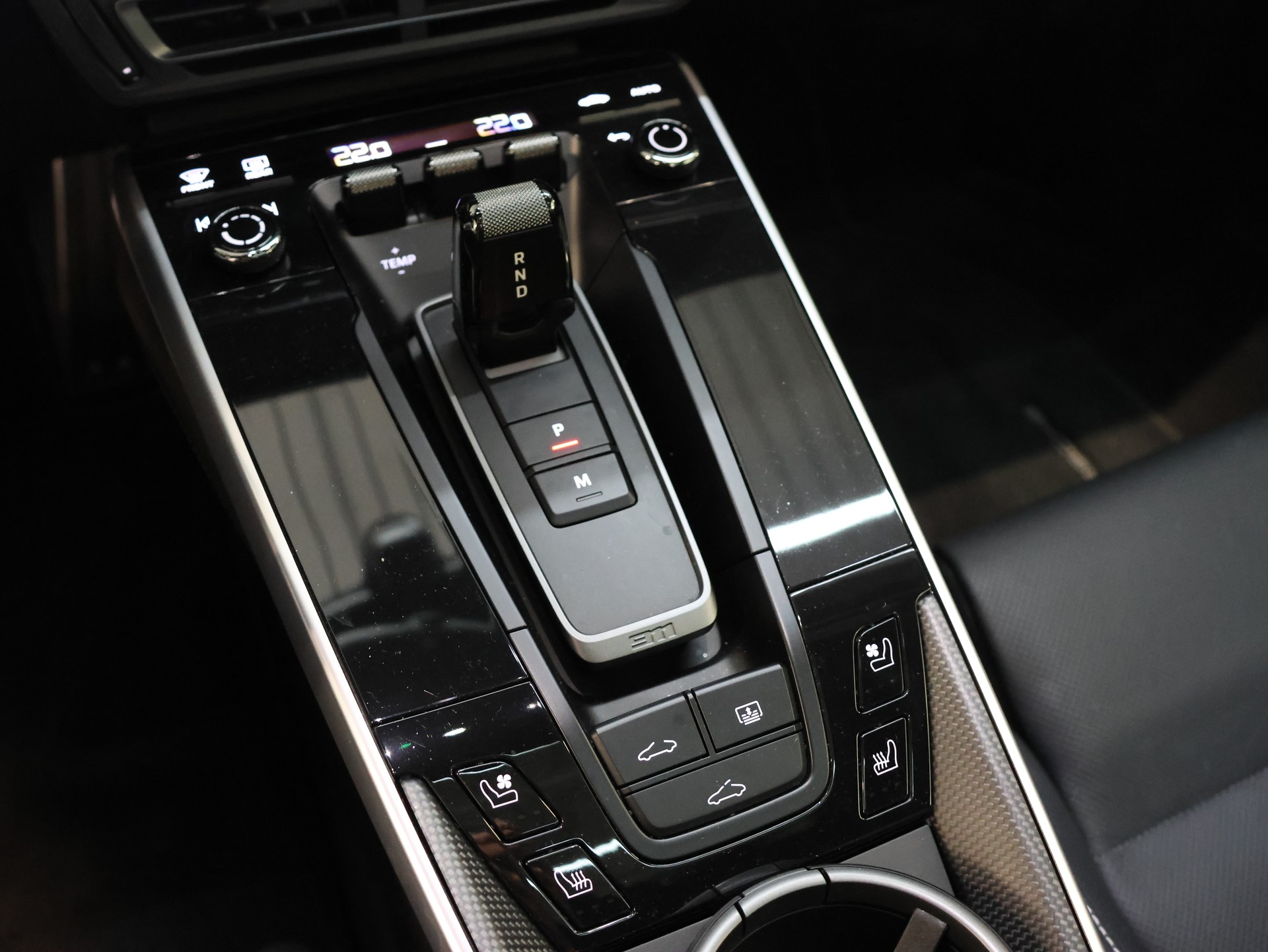 PORSCHE 911 Turbo S PDK *PORSCHE-APPROVED*-image-28