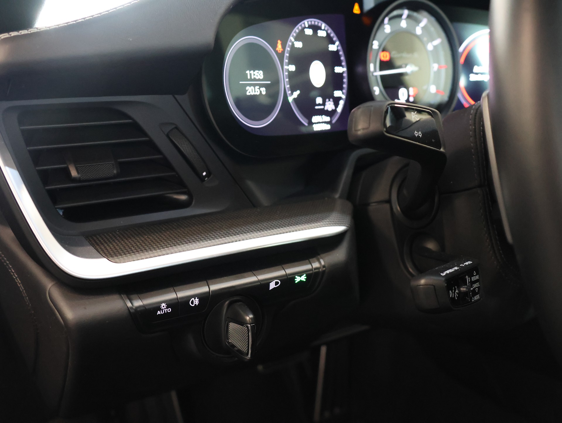 PORSCHE 911 Turbo S PDK *PORSCHE-APPROVED*-image-18