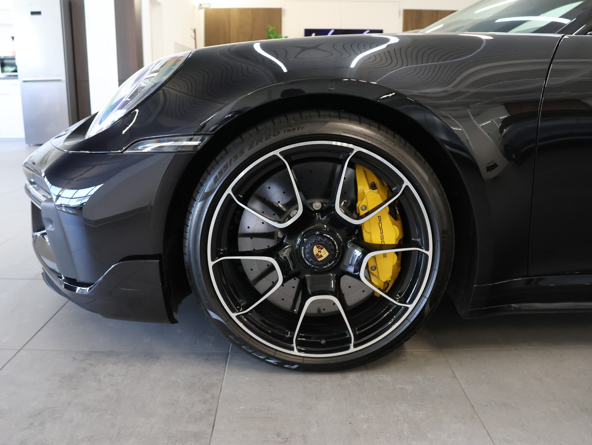 PORSCHE 911 Turbo S PDK *PORSCHE-APPROVED*-image-6