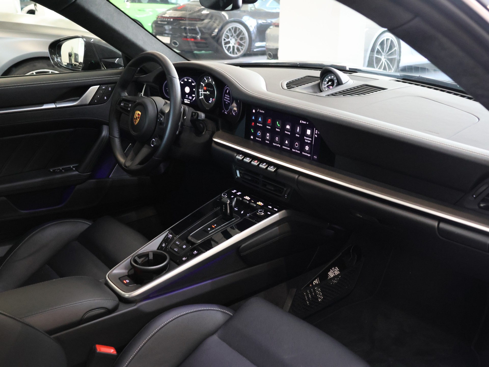PORSCHE 911 Turbo S PDK *PORSCHE-APPROVED*-image-30