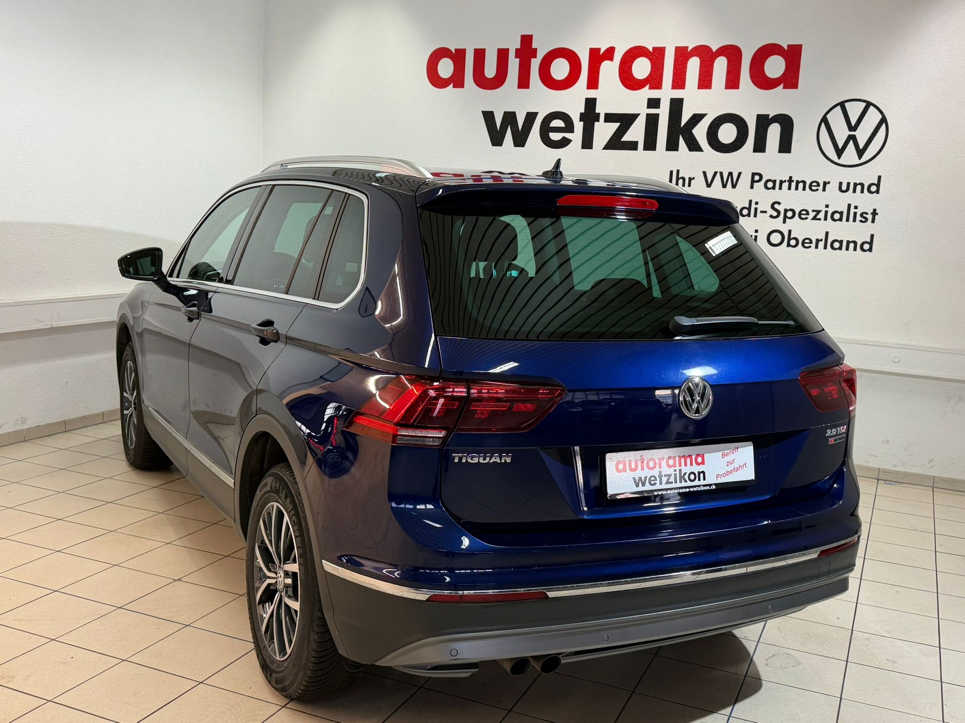 VW Tiguan 2.0 TDI SCR Highline 4Motion DSG-image-2