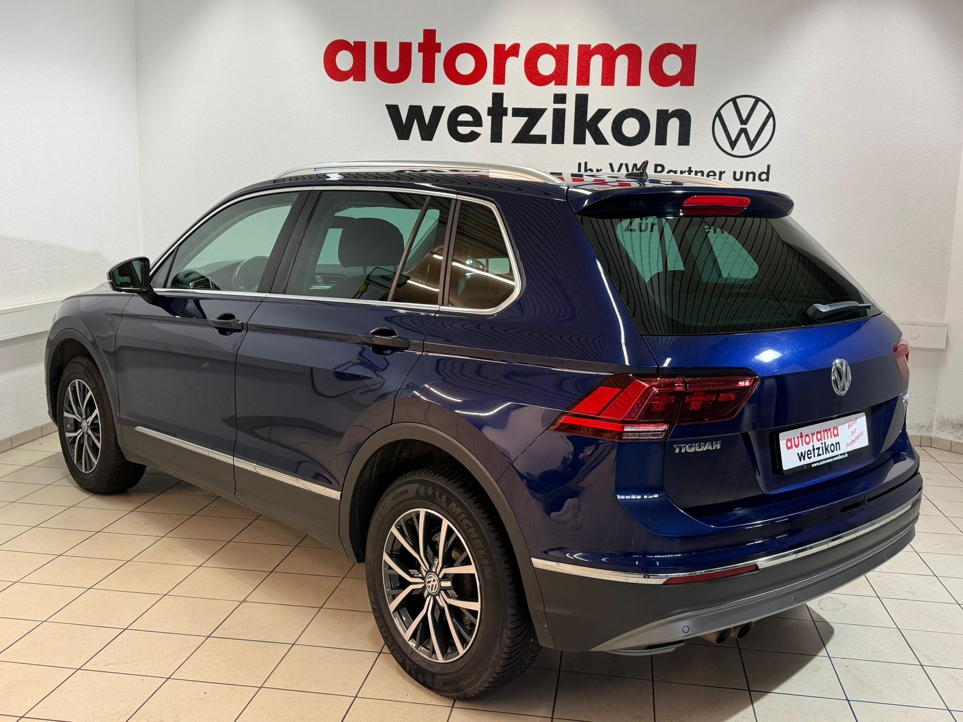 VW Tiguan 2.0 TDI SCR Highline 4Motion DSG-image-3