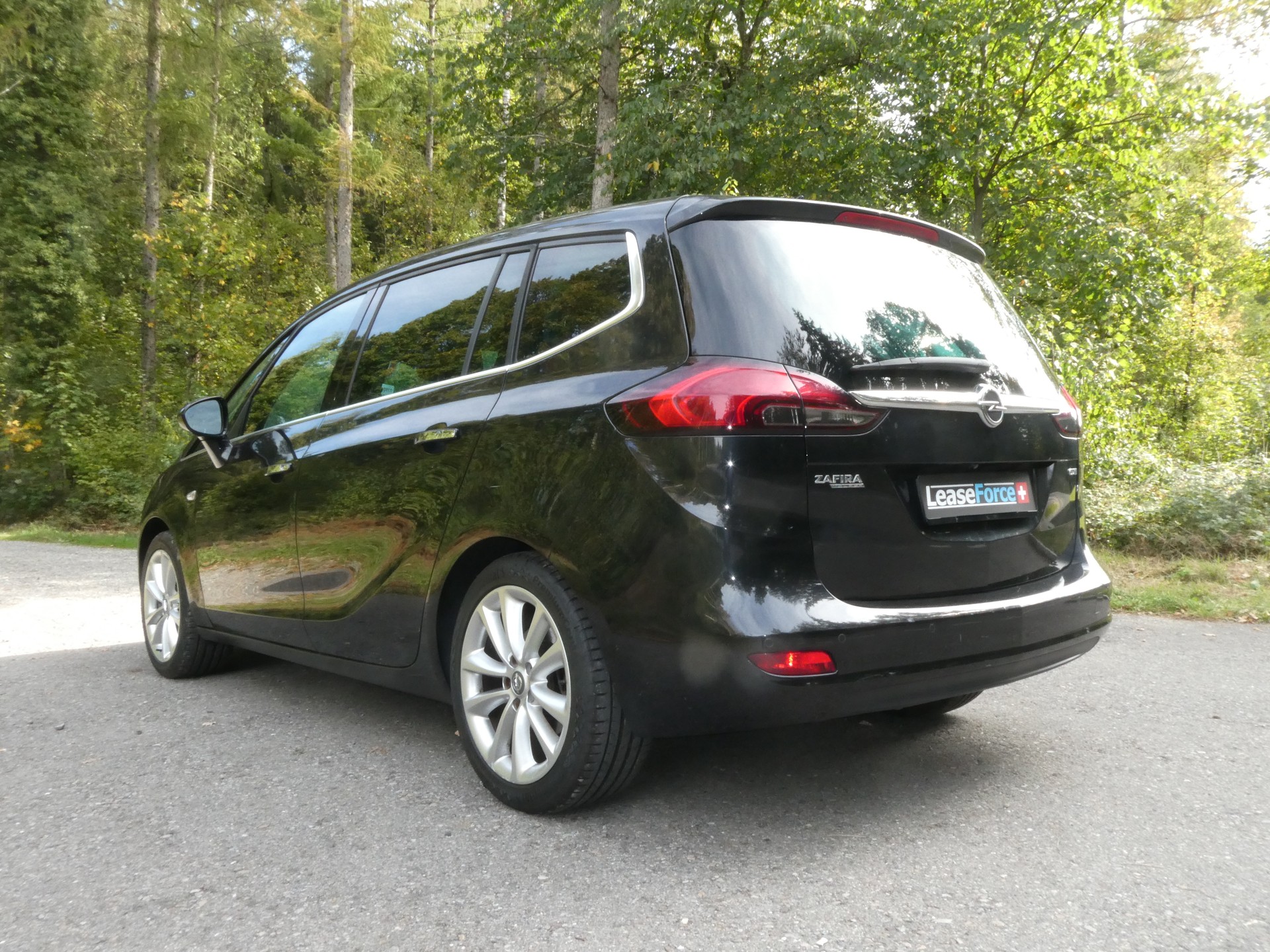 OPEL Zafira Tourer 2.0 CDTi Cosmo-image-3