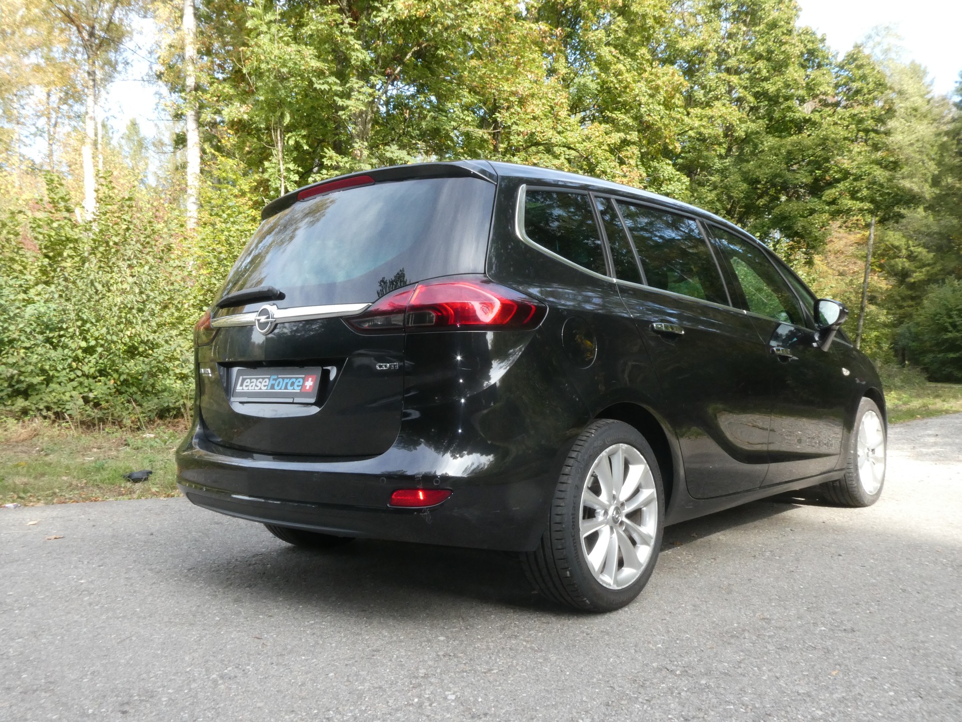 OPEL Zafira Tourer 2.0 CDTi Cosmo-image-4