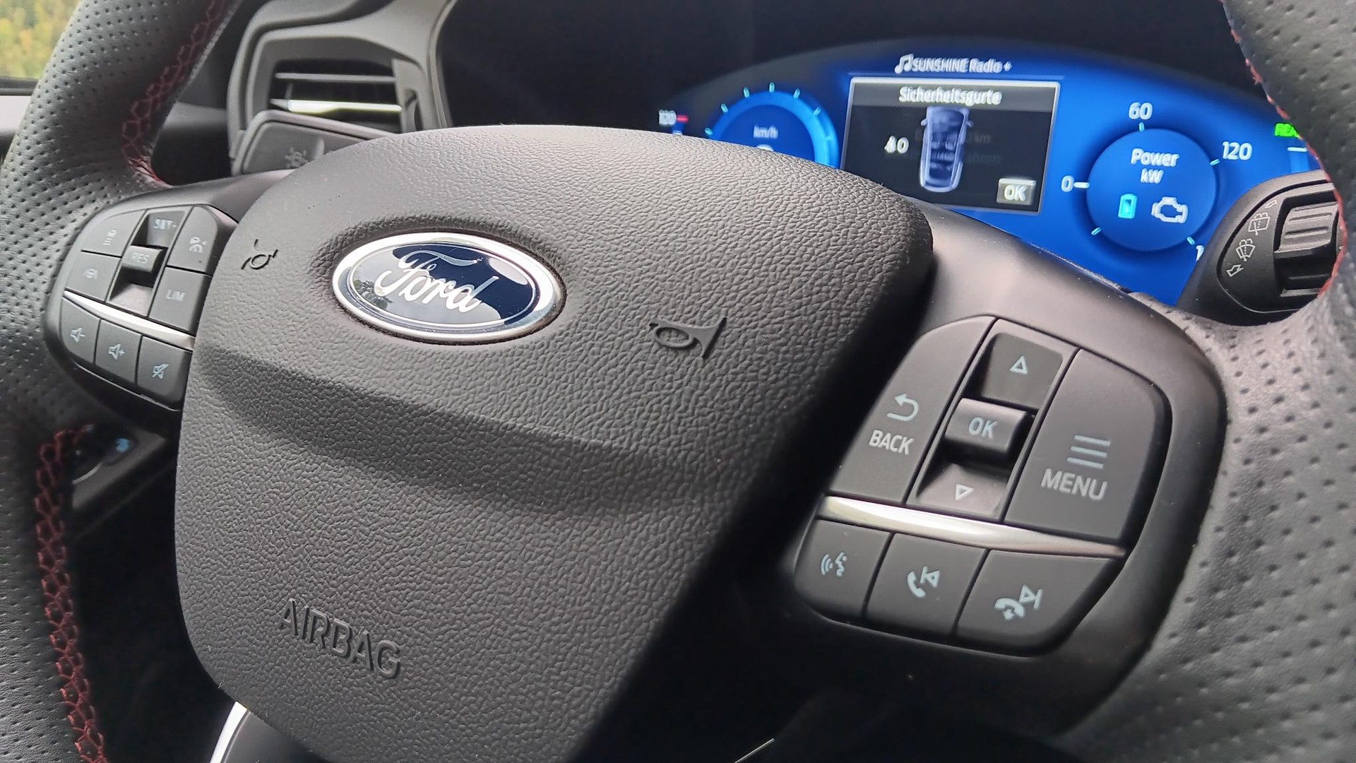 FORD Kuga 2.5 FHEV ST-Line 4WD-image-11