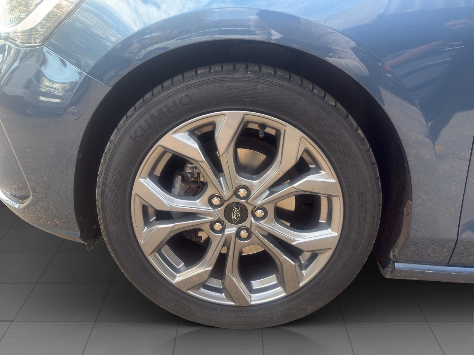 FORD Focus 1.0 MHEV ST-Line Automat-image-5