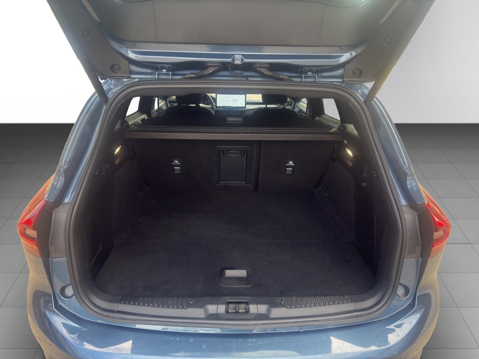 FORD Focus 1.0 MHEV ST-Line Automat-image-9
