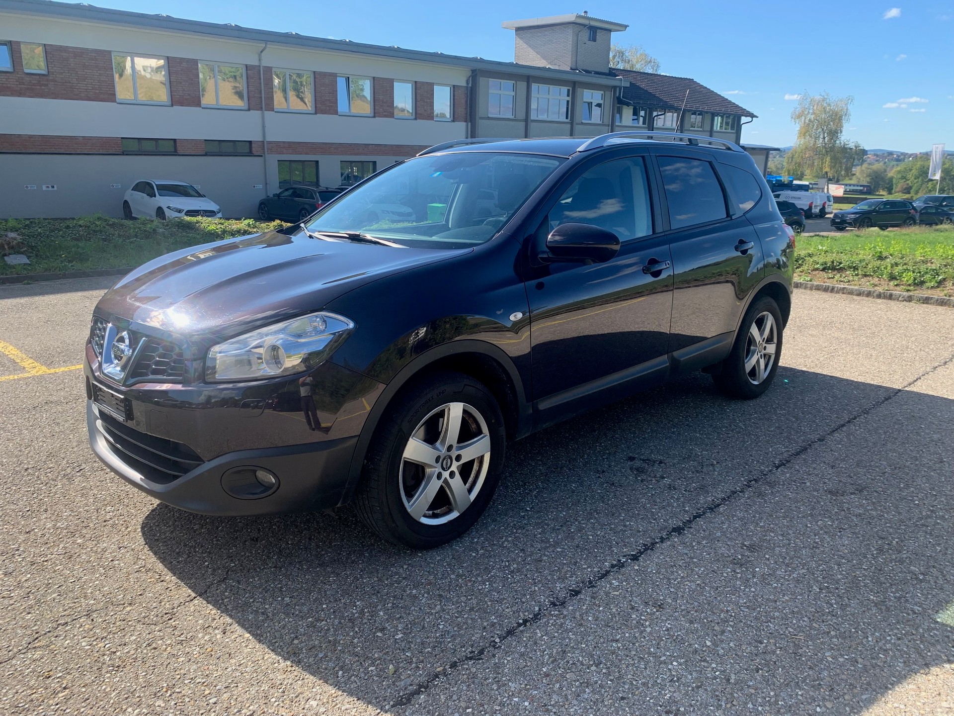 NISSAN Qashqai +2 2.0 tekna-image-0
