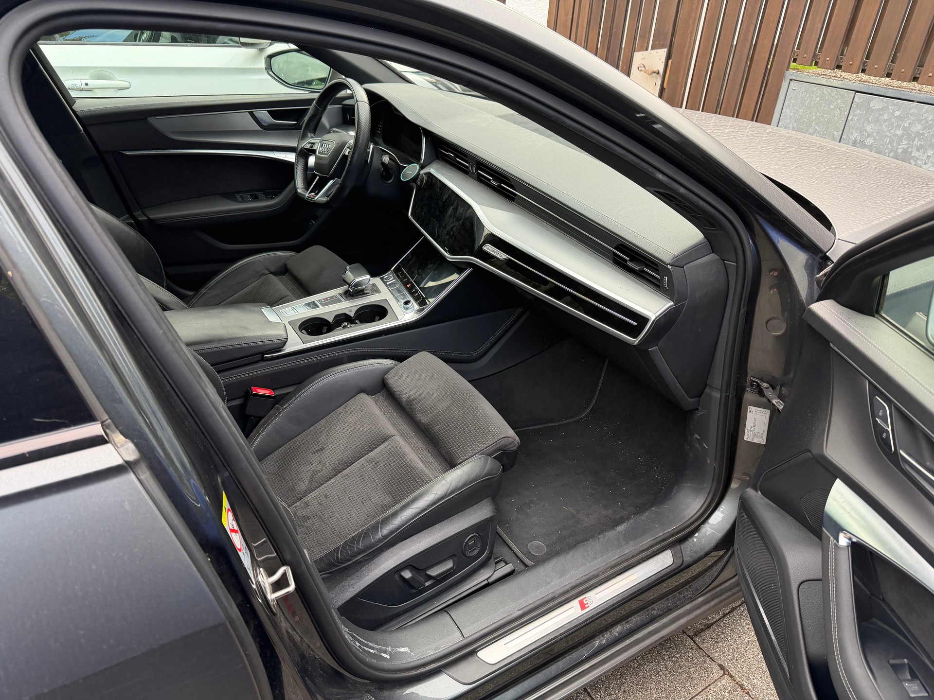 AUDI 3.0 45 TDI Sport quattro T-Tronic-image-13