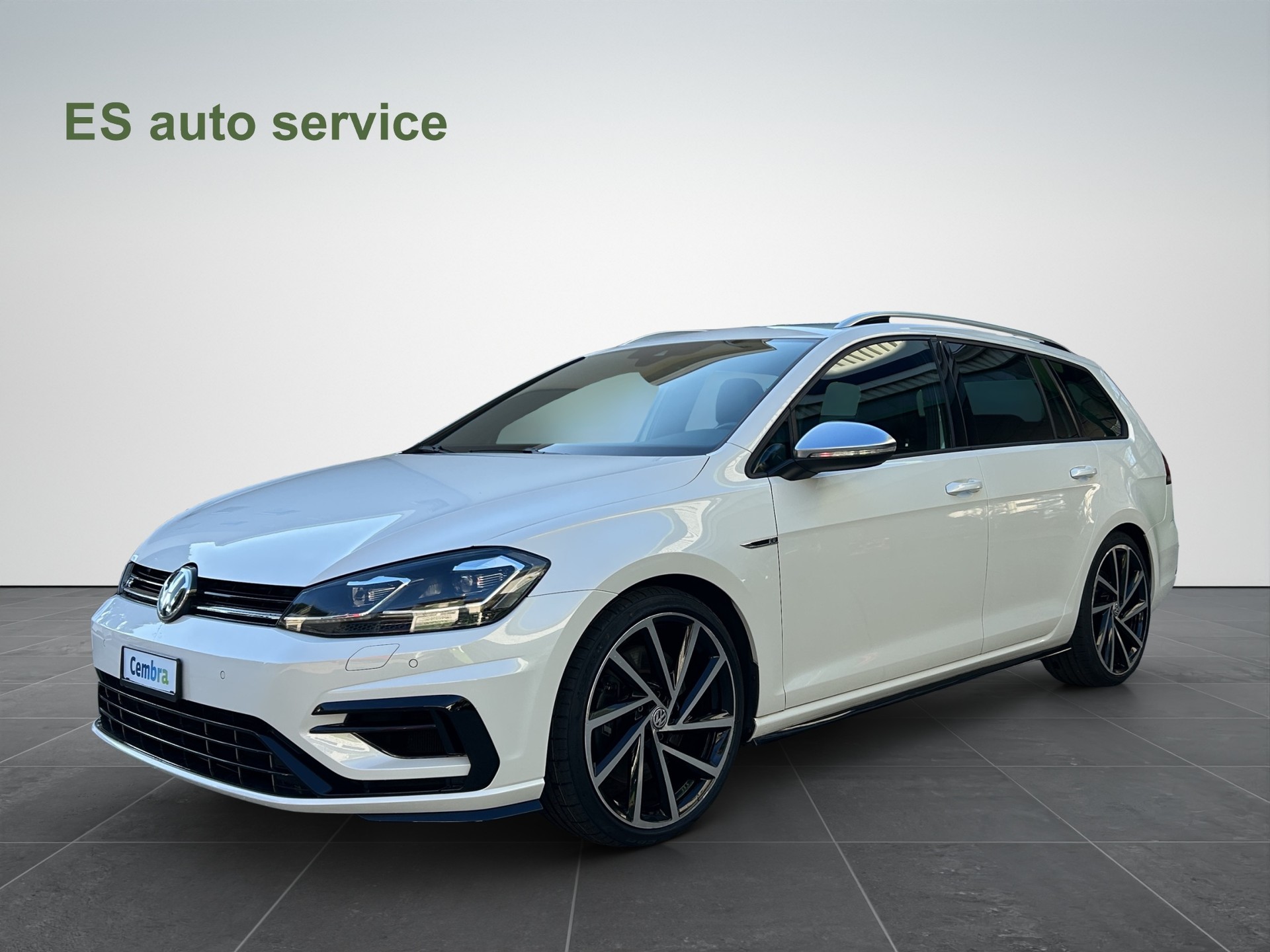 VW Golf Variant 2.0 TSI R 4Motion DSG-image-0