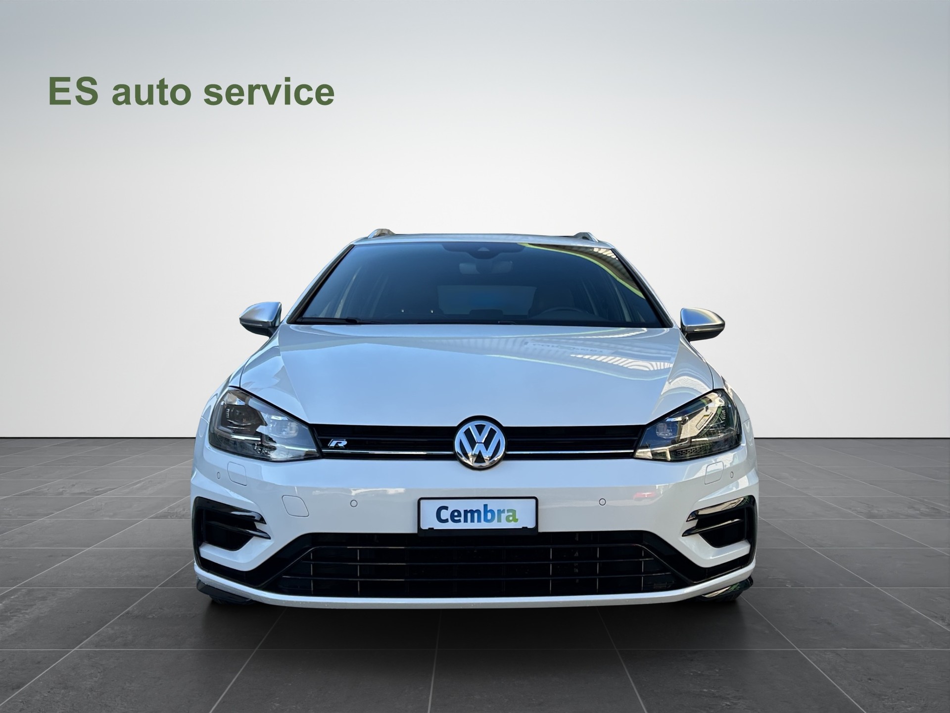 VW Golf Variant 2.0 TSI R 4Motion DSG-image-1