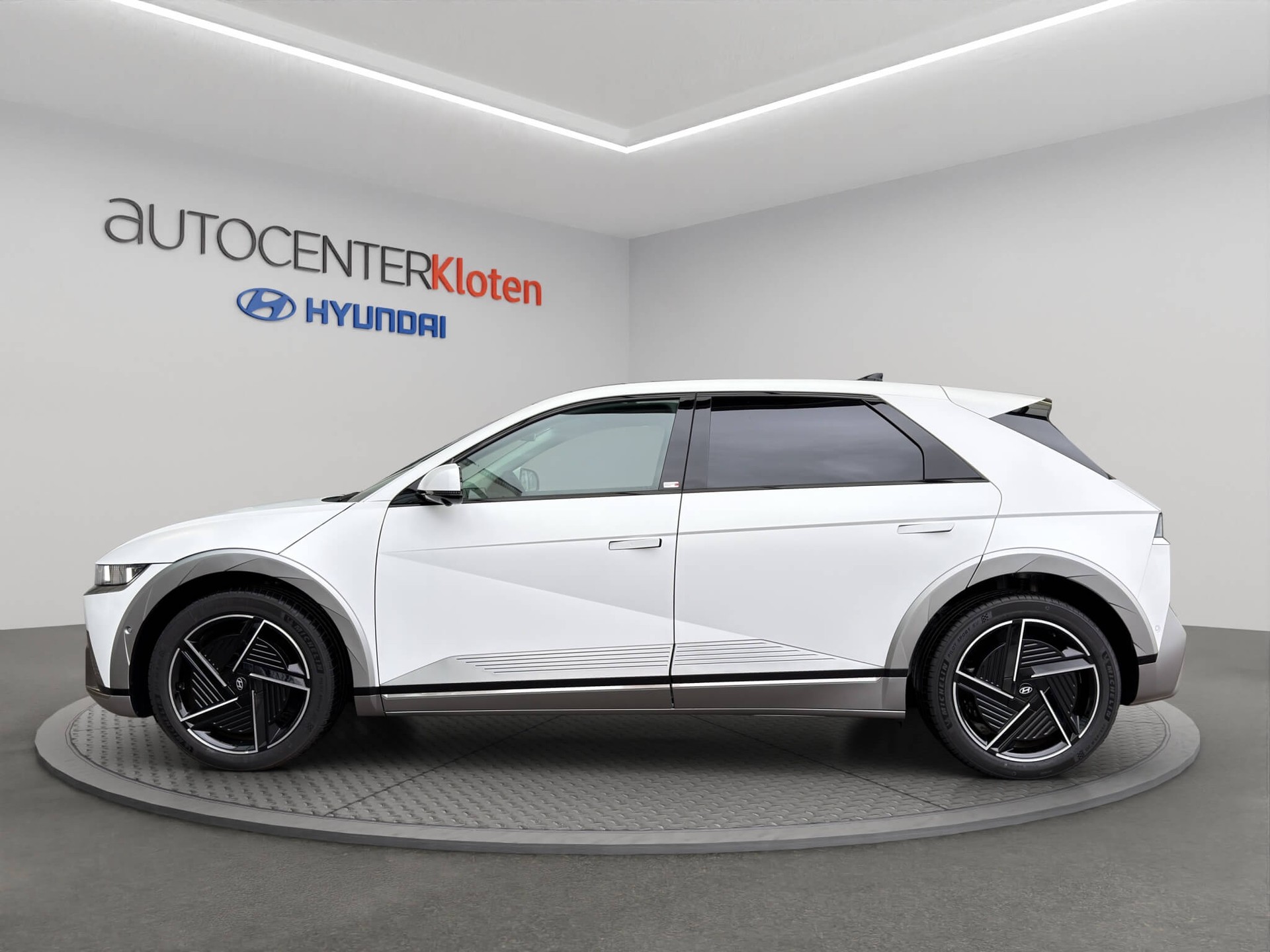 HYUNDAI Ioniq 5 84 kWh Vertex 4WD-showroom-element-2