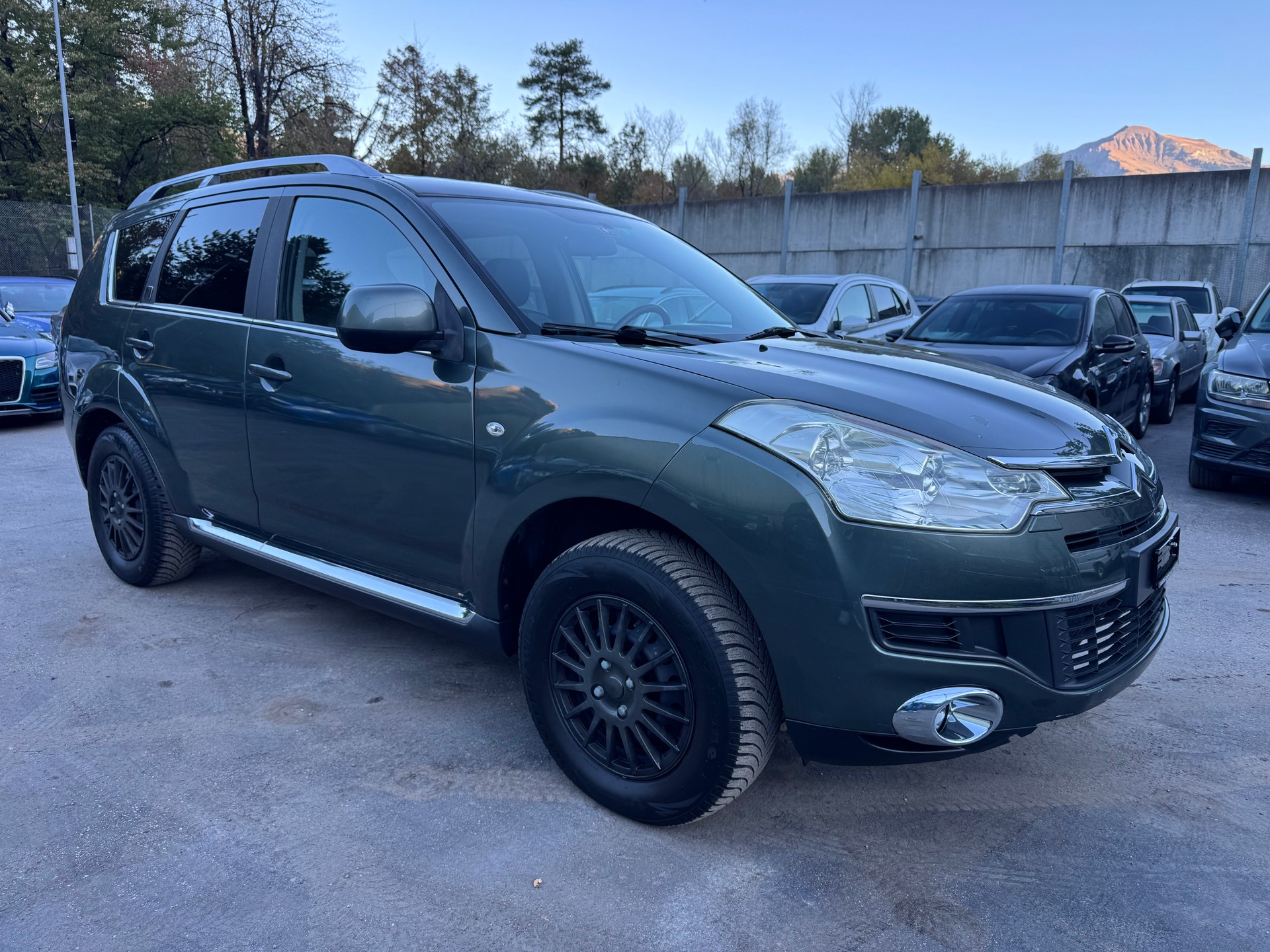 CITROEN C-Crosser 2.2 HDi VTR-image-1